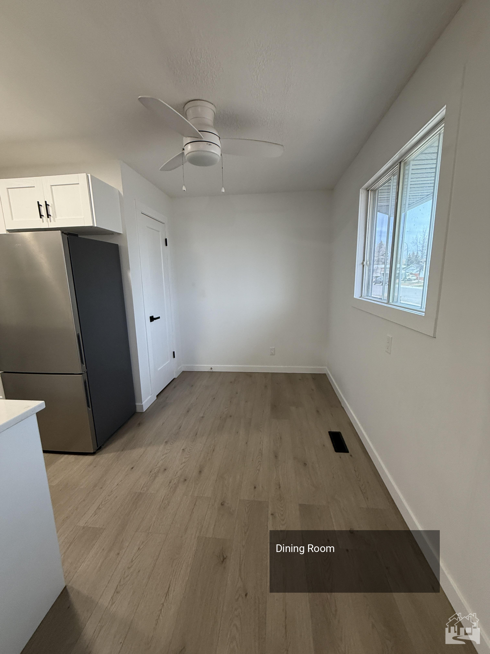 Dining Room Key Image