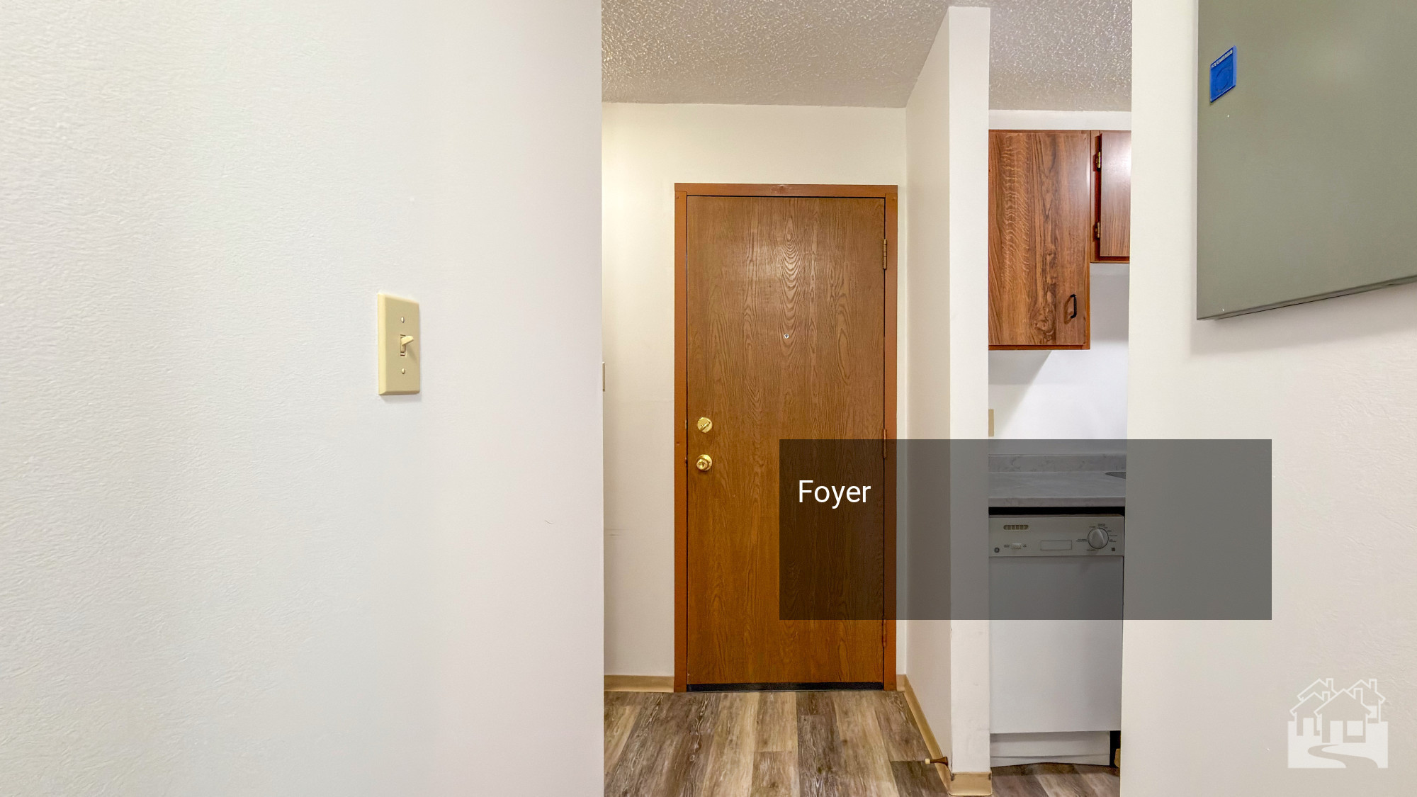 Foyer Key Image