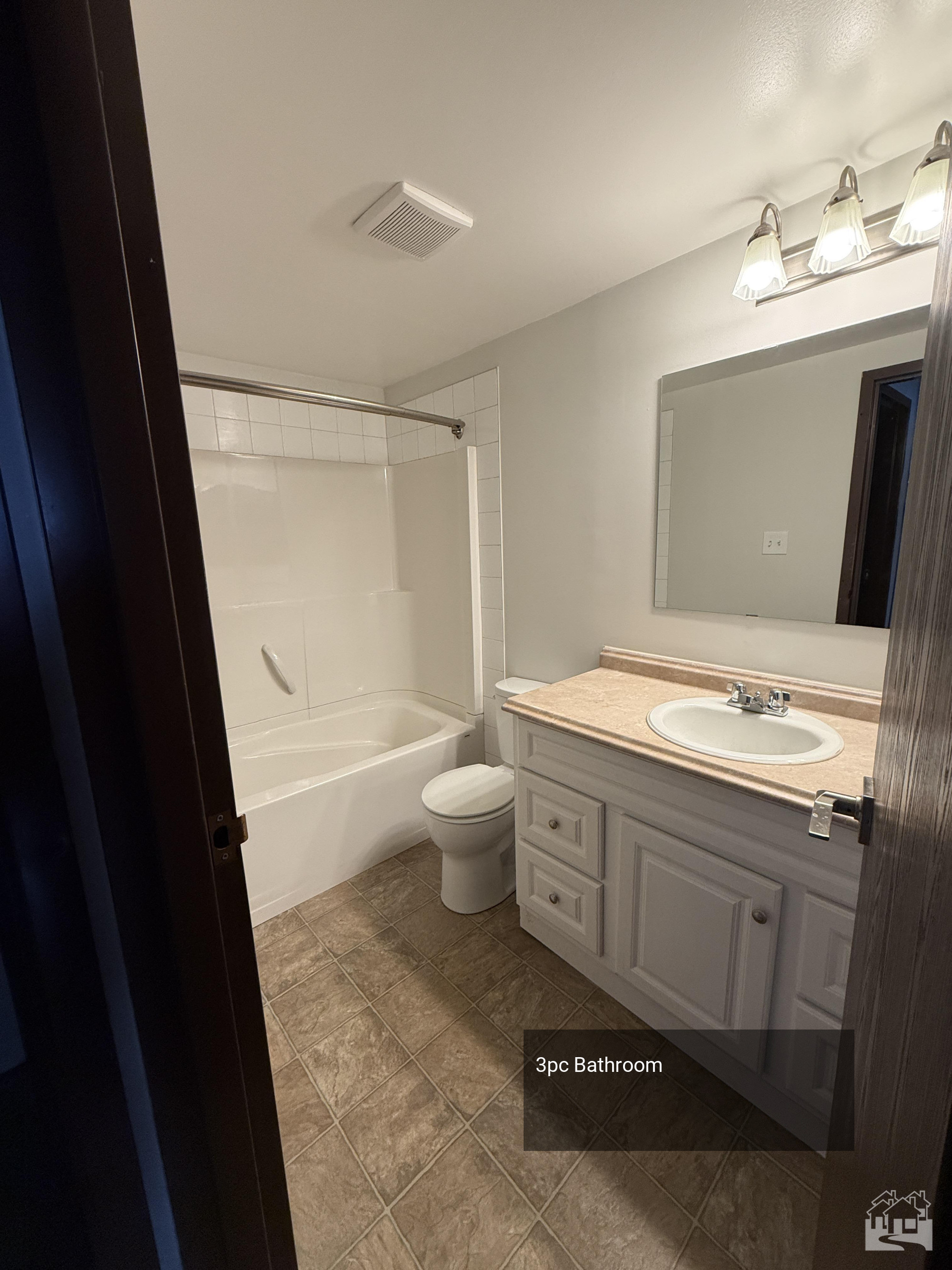 4pc Bathroom Key Image