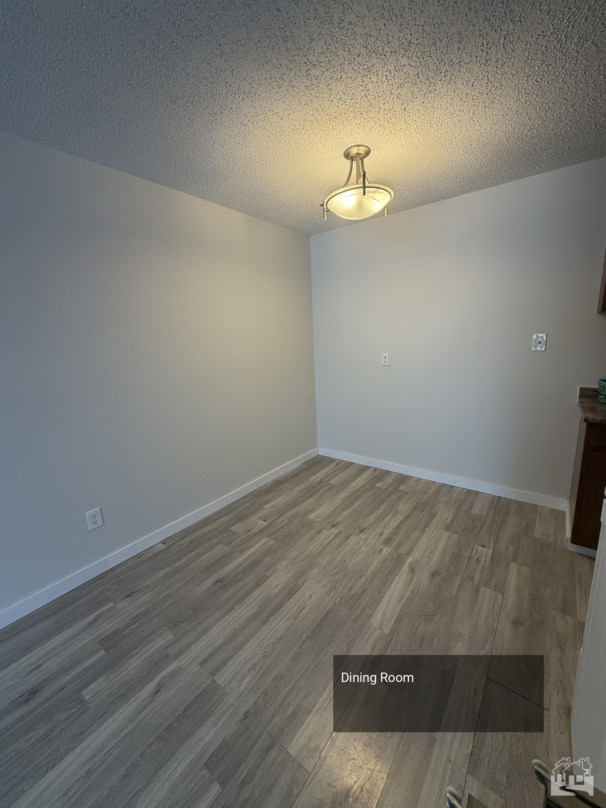 Dining Room Key Image