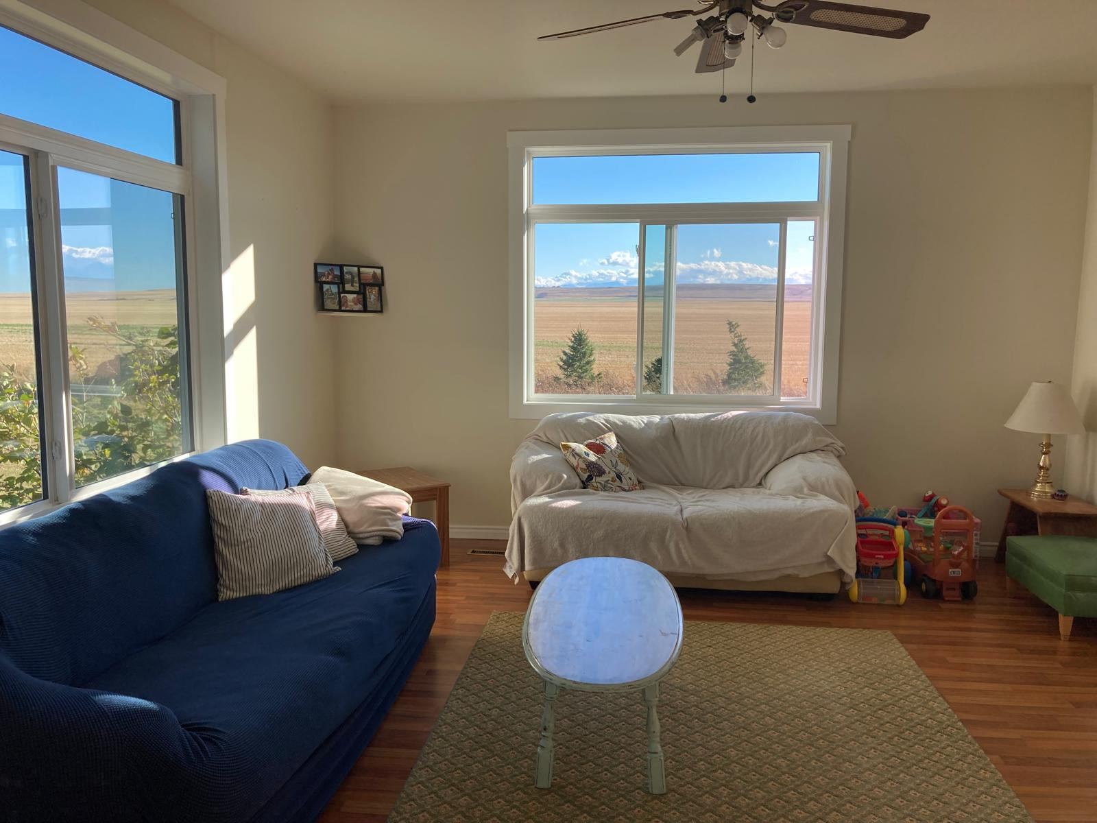 Living Room Key Image