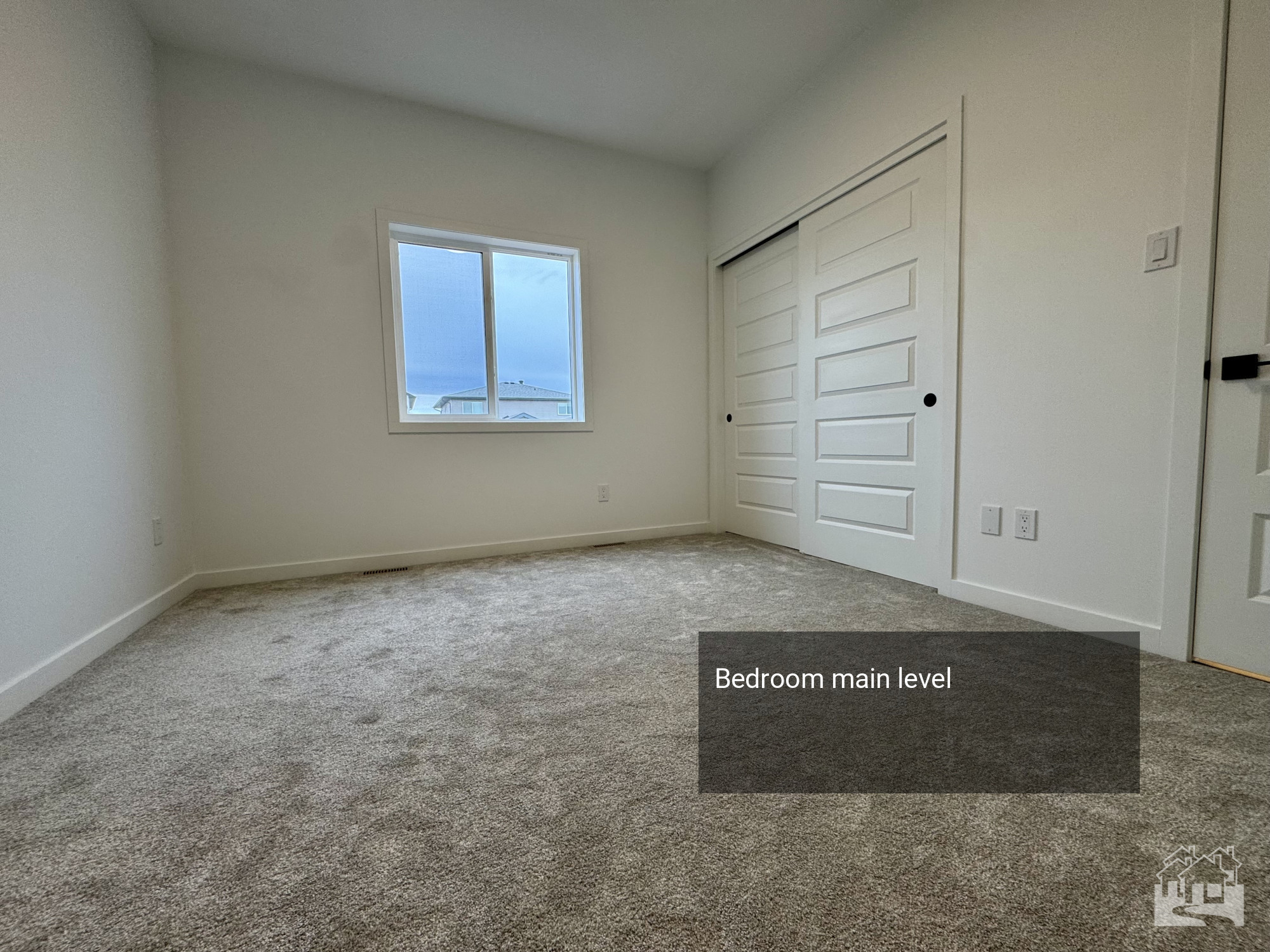 Bedroom main level Key Image