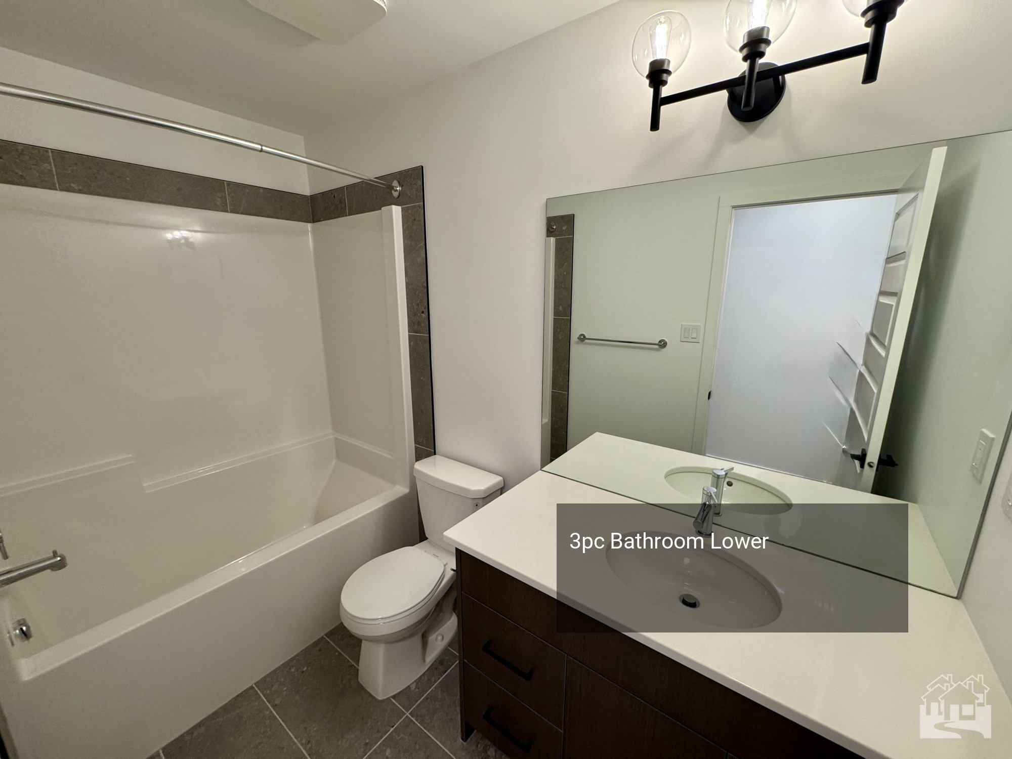 3pc Bathroom Lower  Key Image