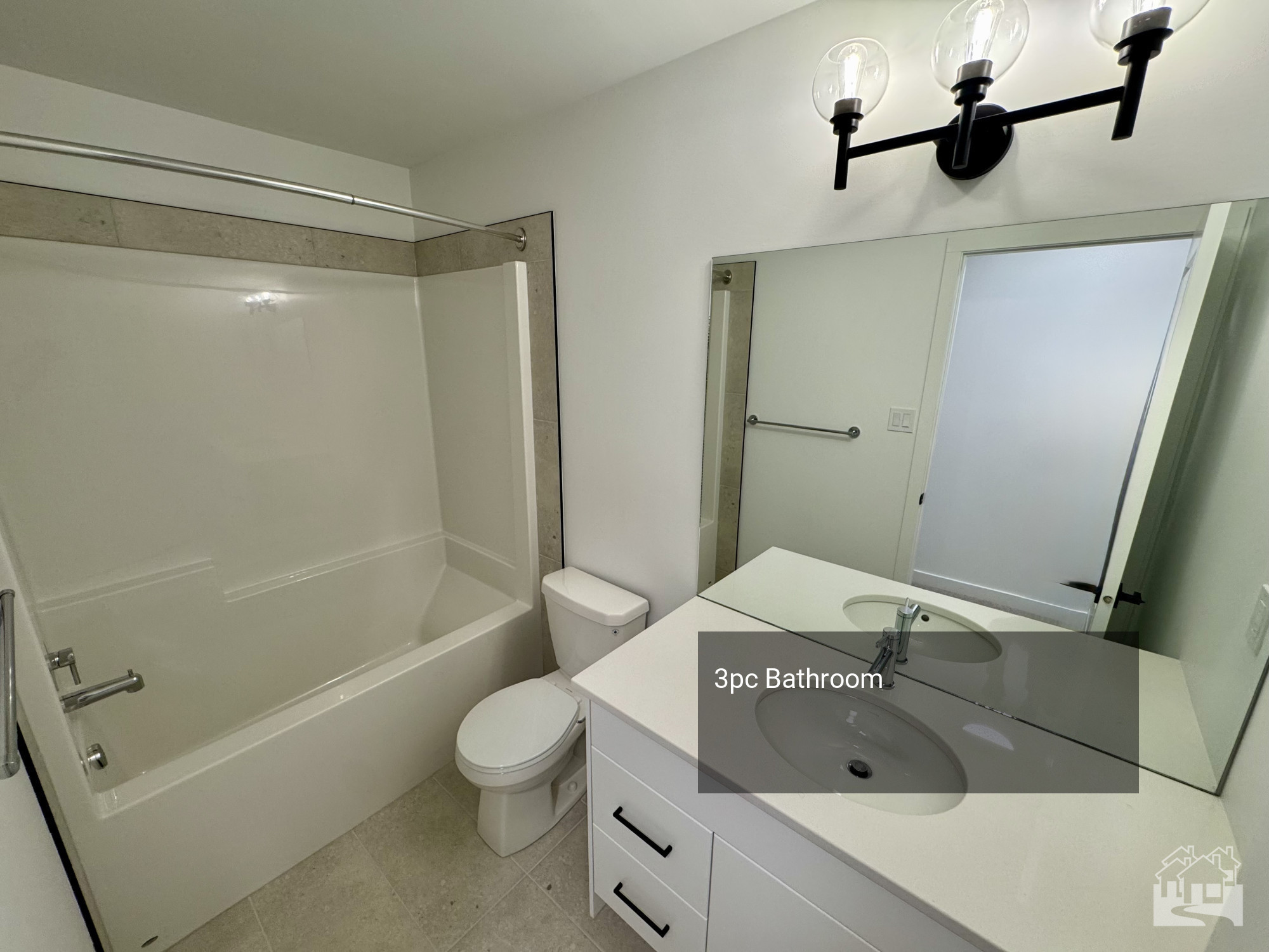 3pc Bathroom lower Key Image