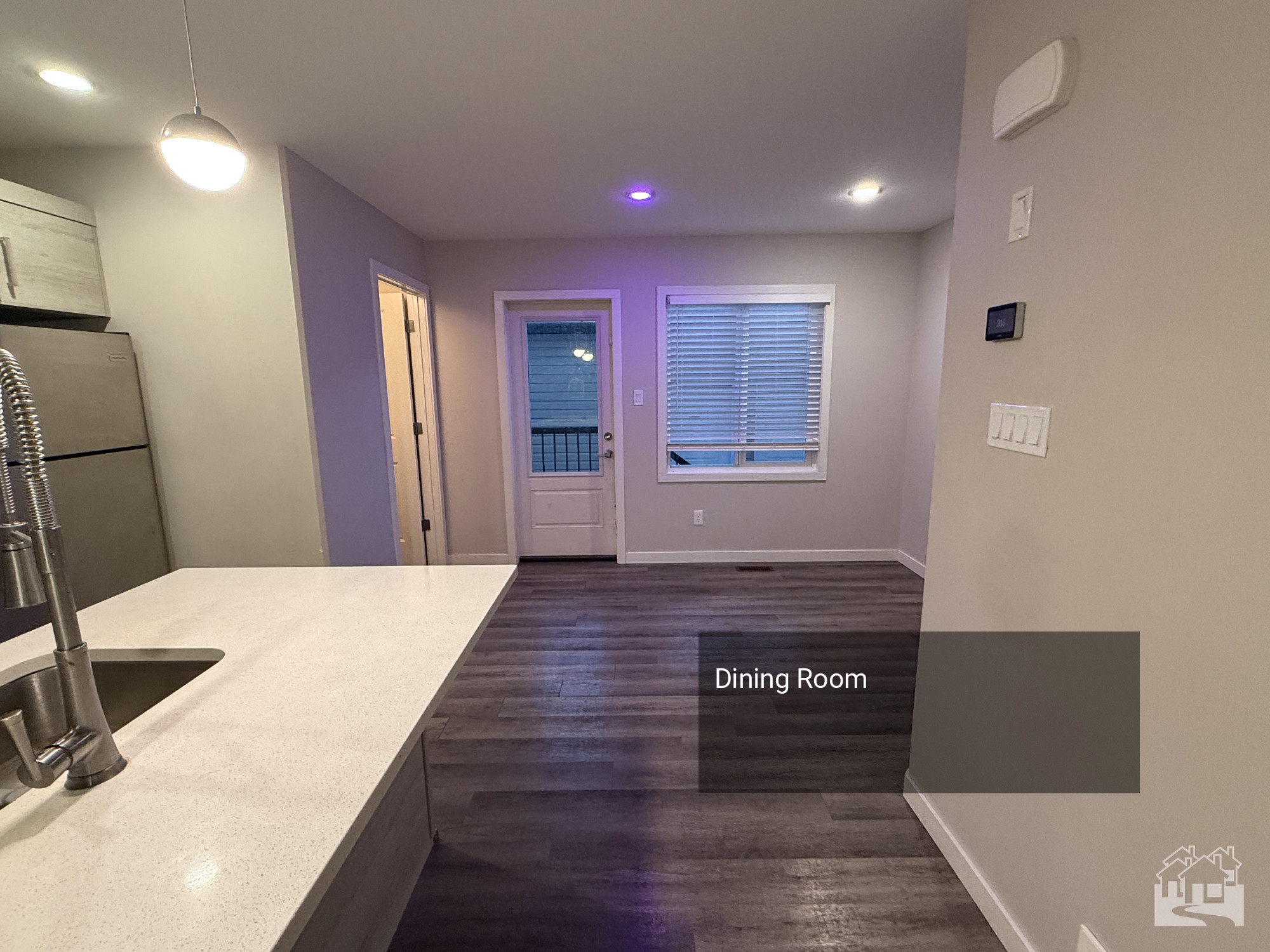 Dining Room Key Image