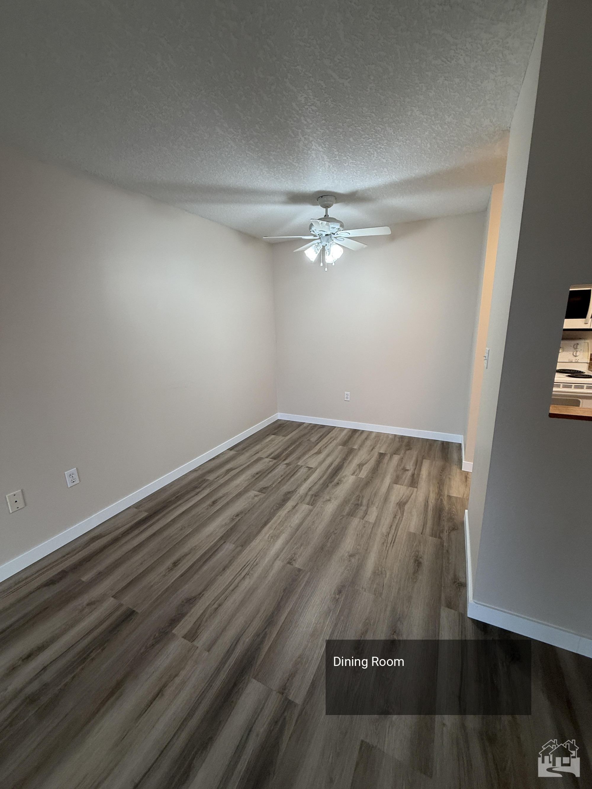 Dining Room Key Image