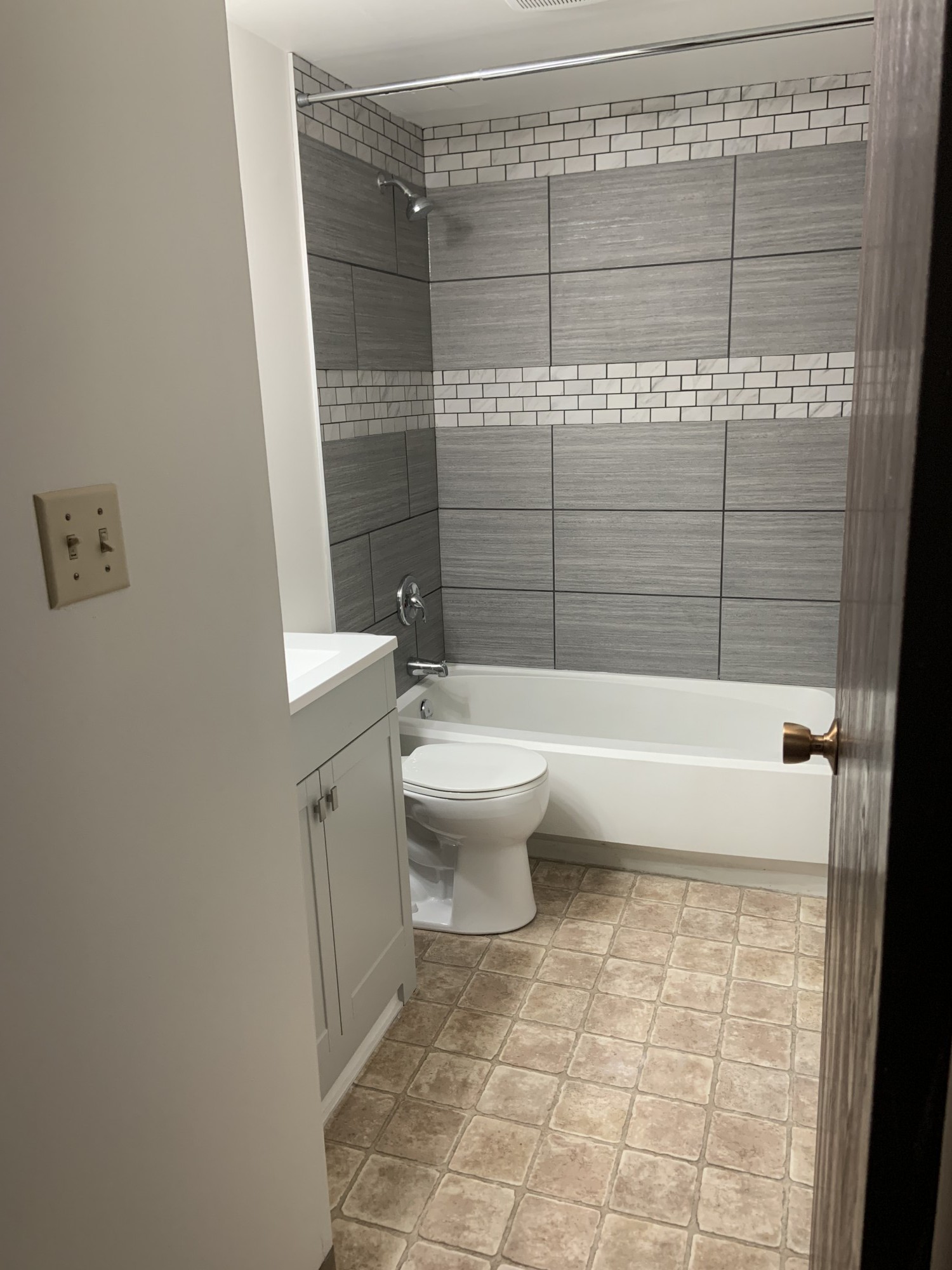 4pc Bathroom Key Image