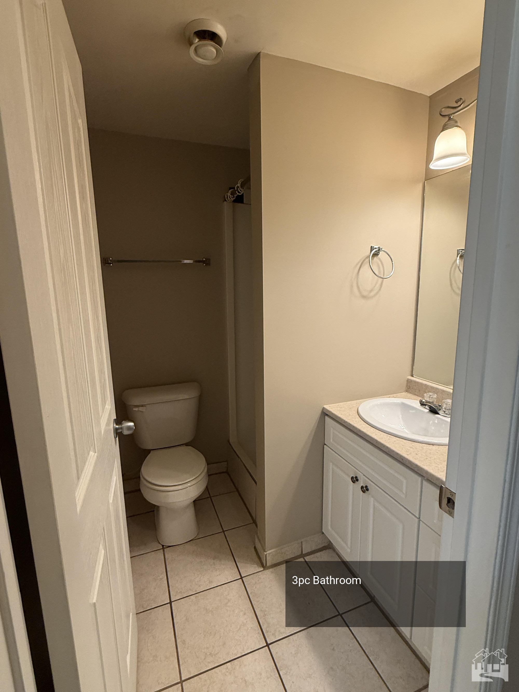 3pc Bathroom Key Image