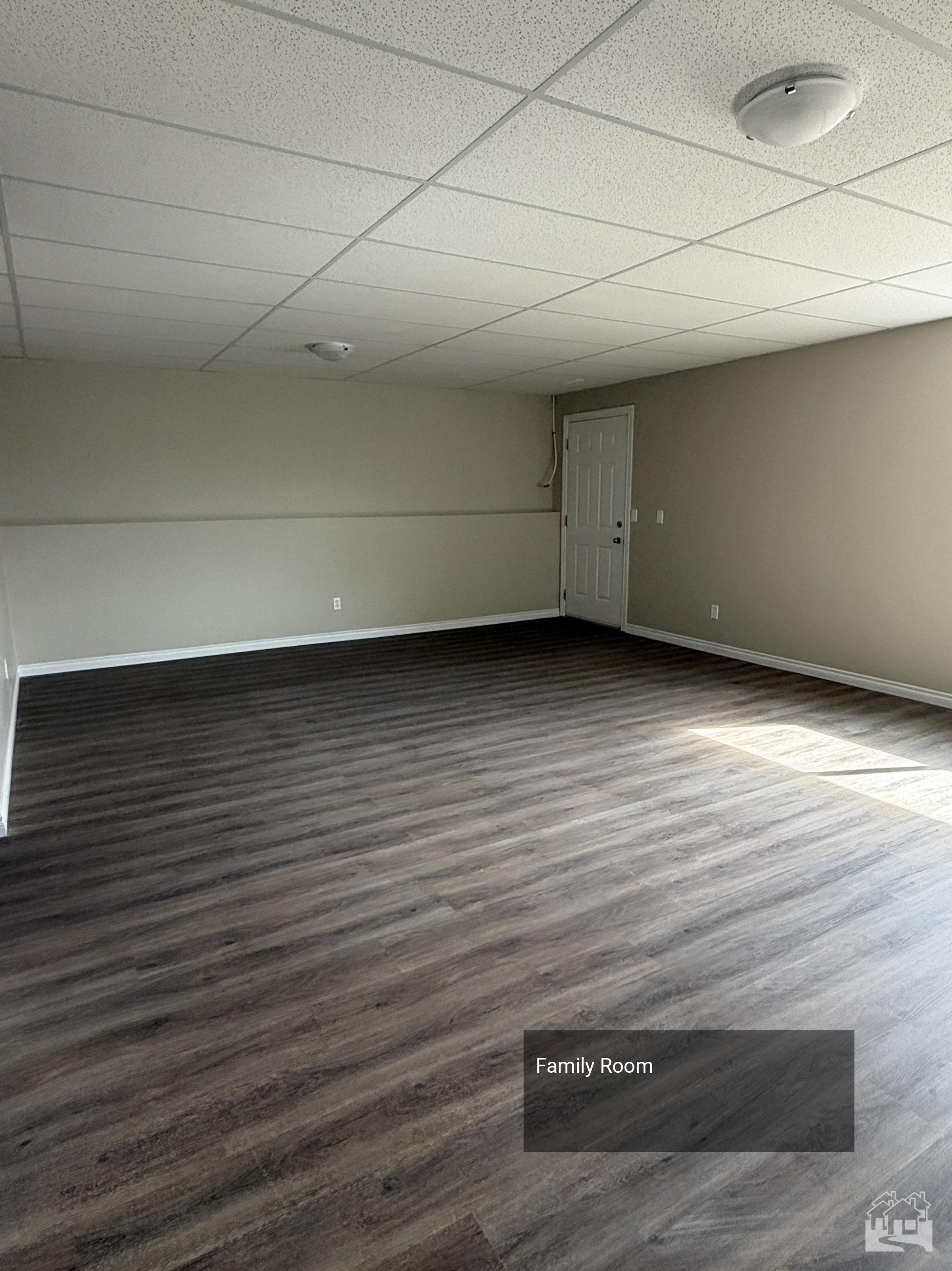 Family Room Key Image