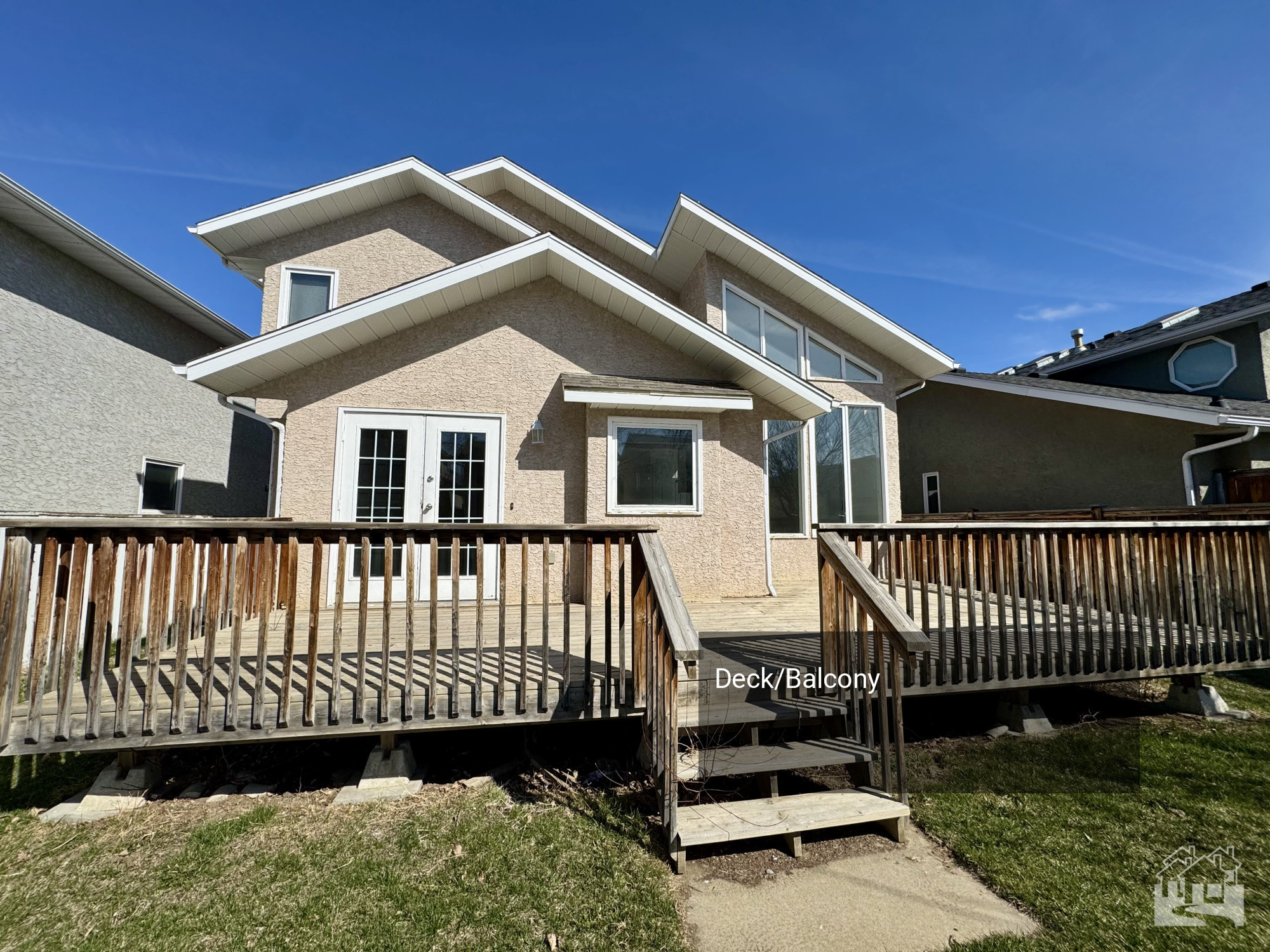 Deck/Balcony Key Image