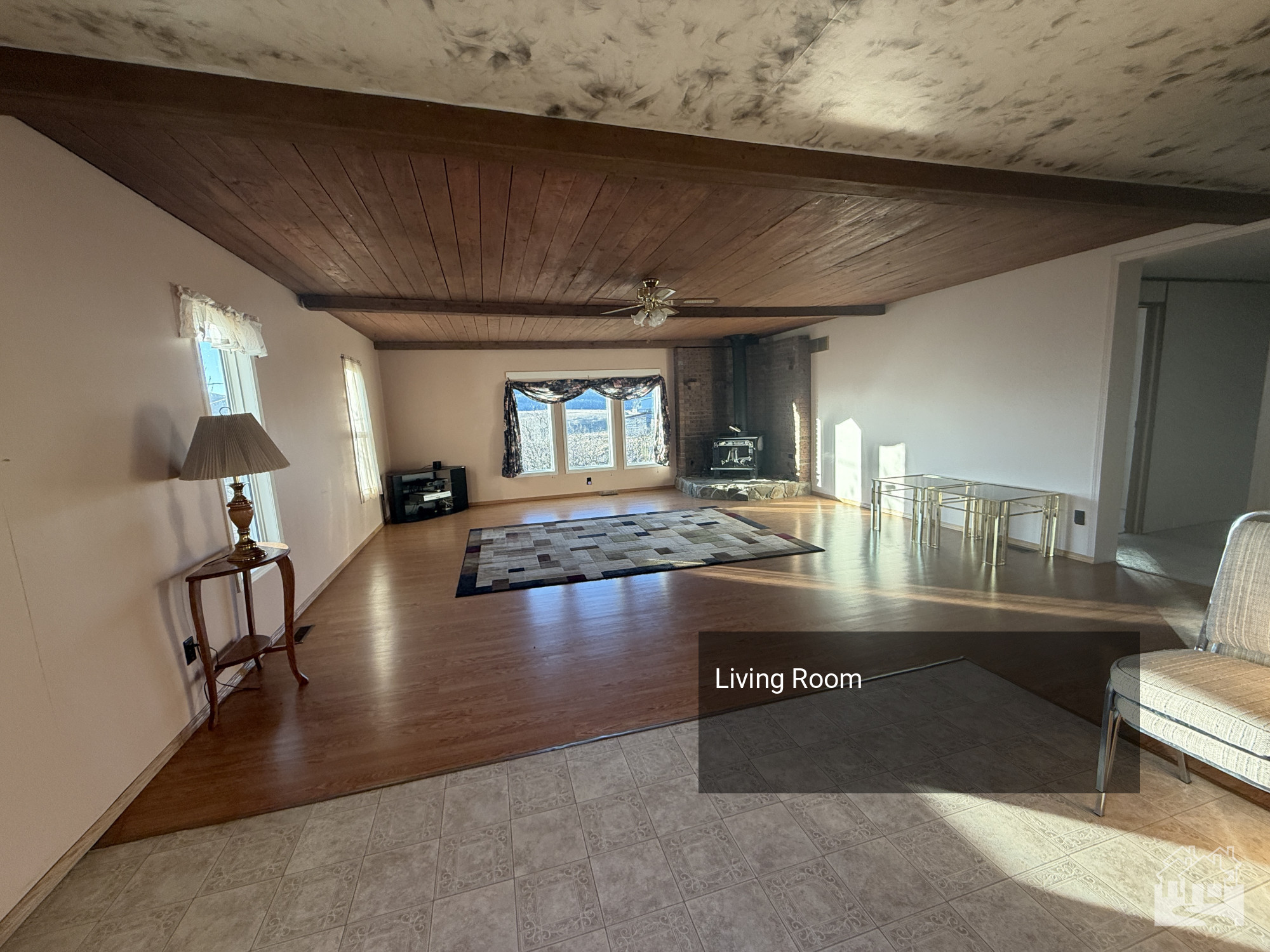 Living Room Key Image