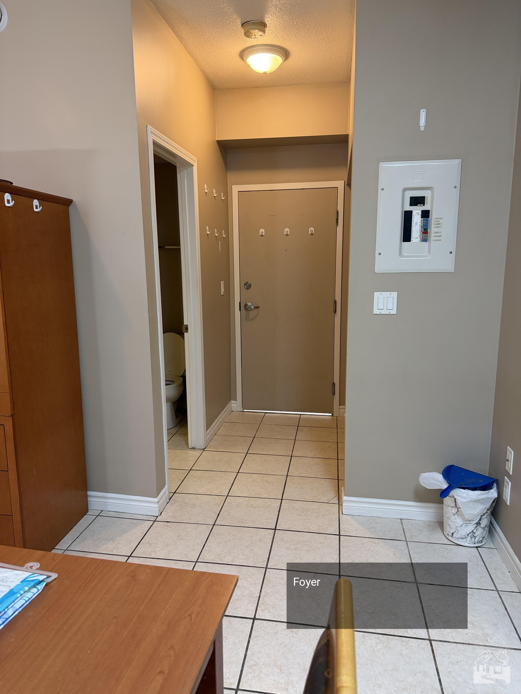 Foyer Key Image