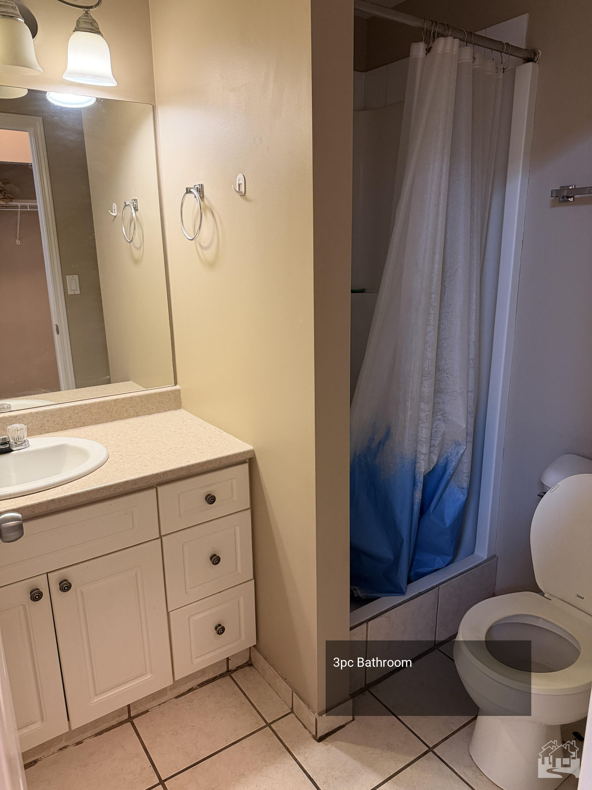 3pc Bathroom Key Image