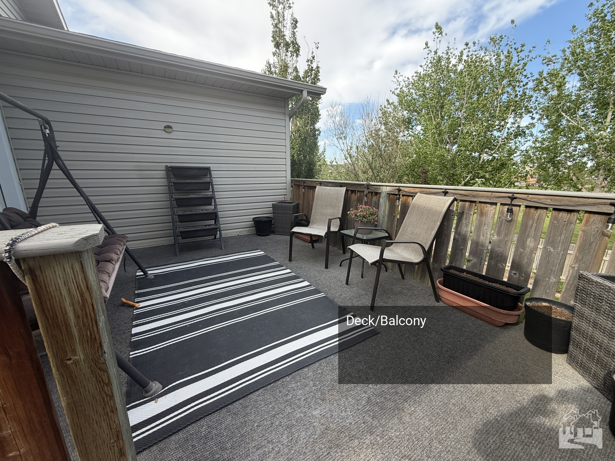 Deck/Balcony Key Image
