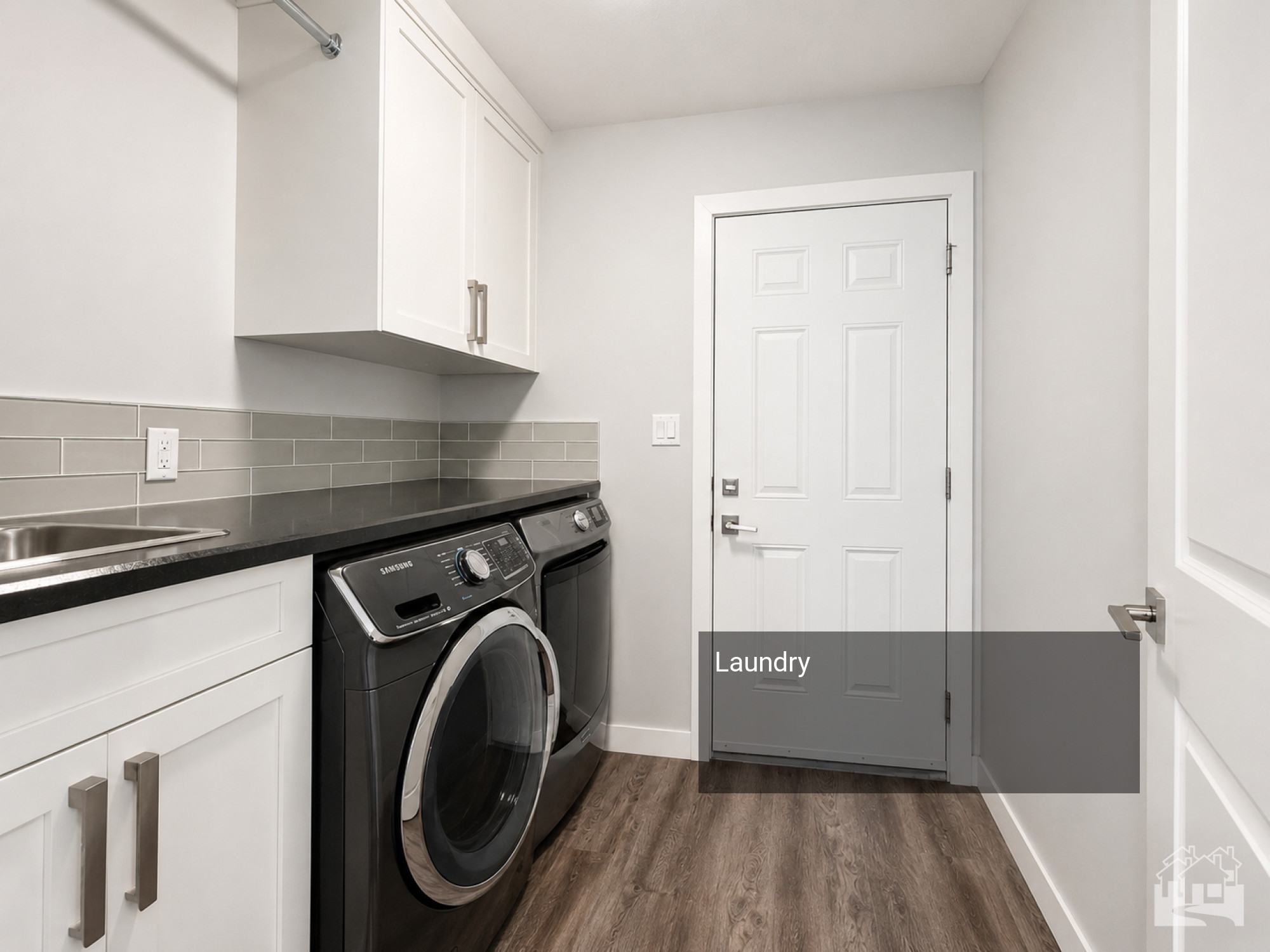 Laundry Key Image