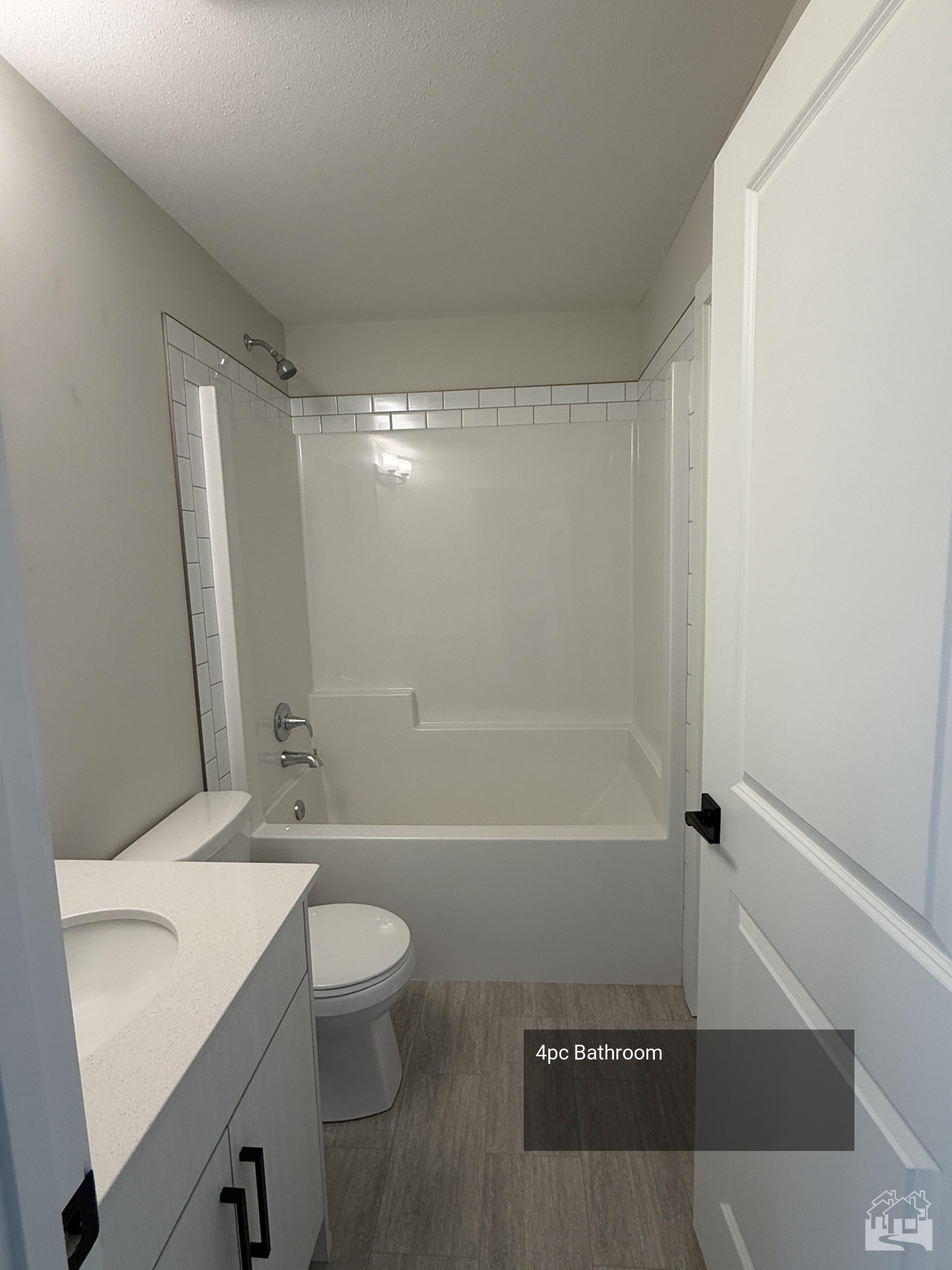 4pc Bathroom Key Image