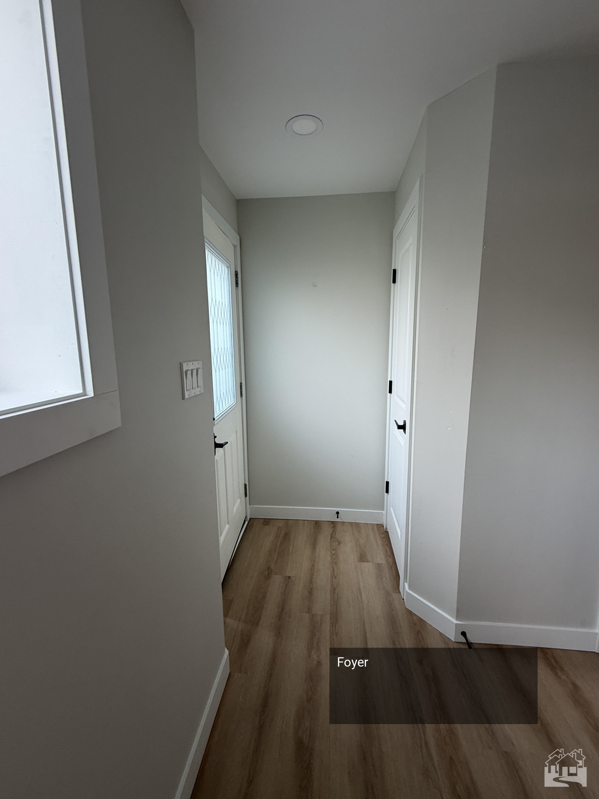 Foyer Key Image