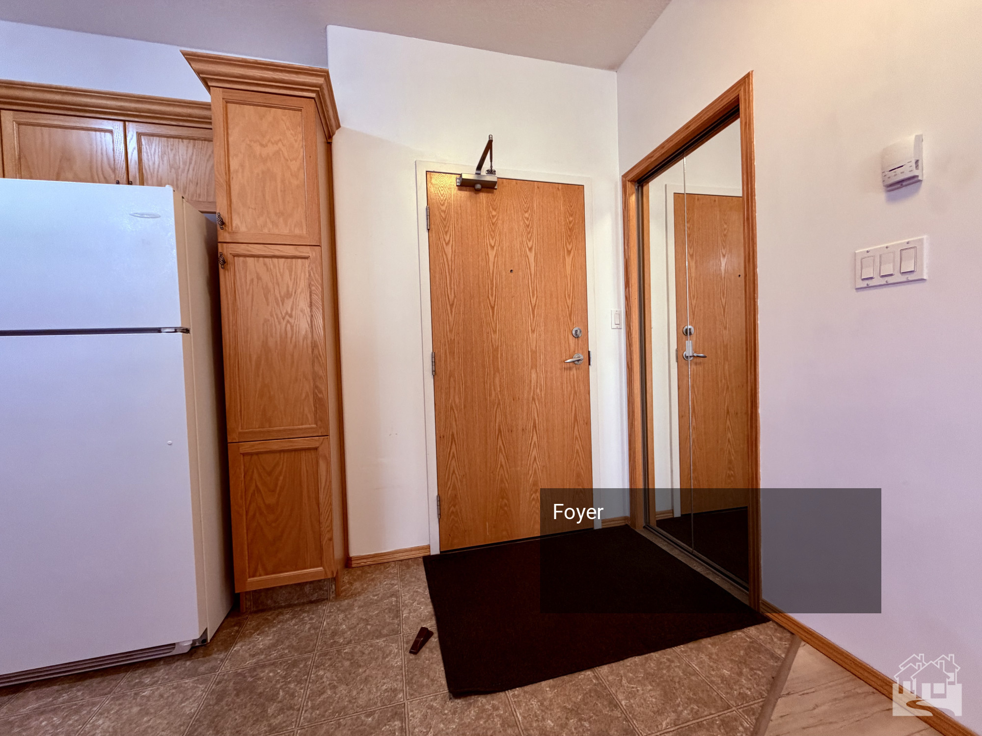 Foyer Key Image