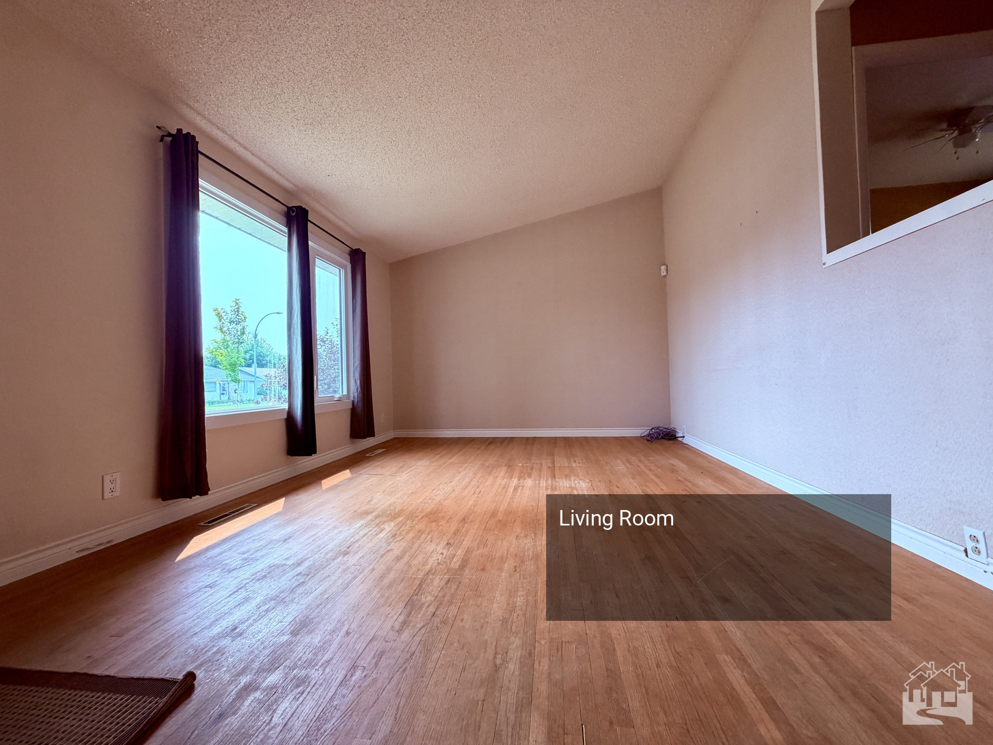 Living Room Key Image