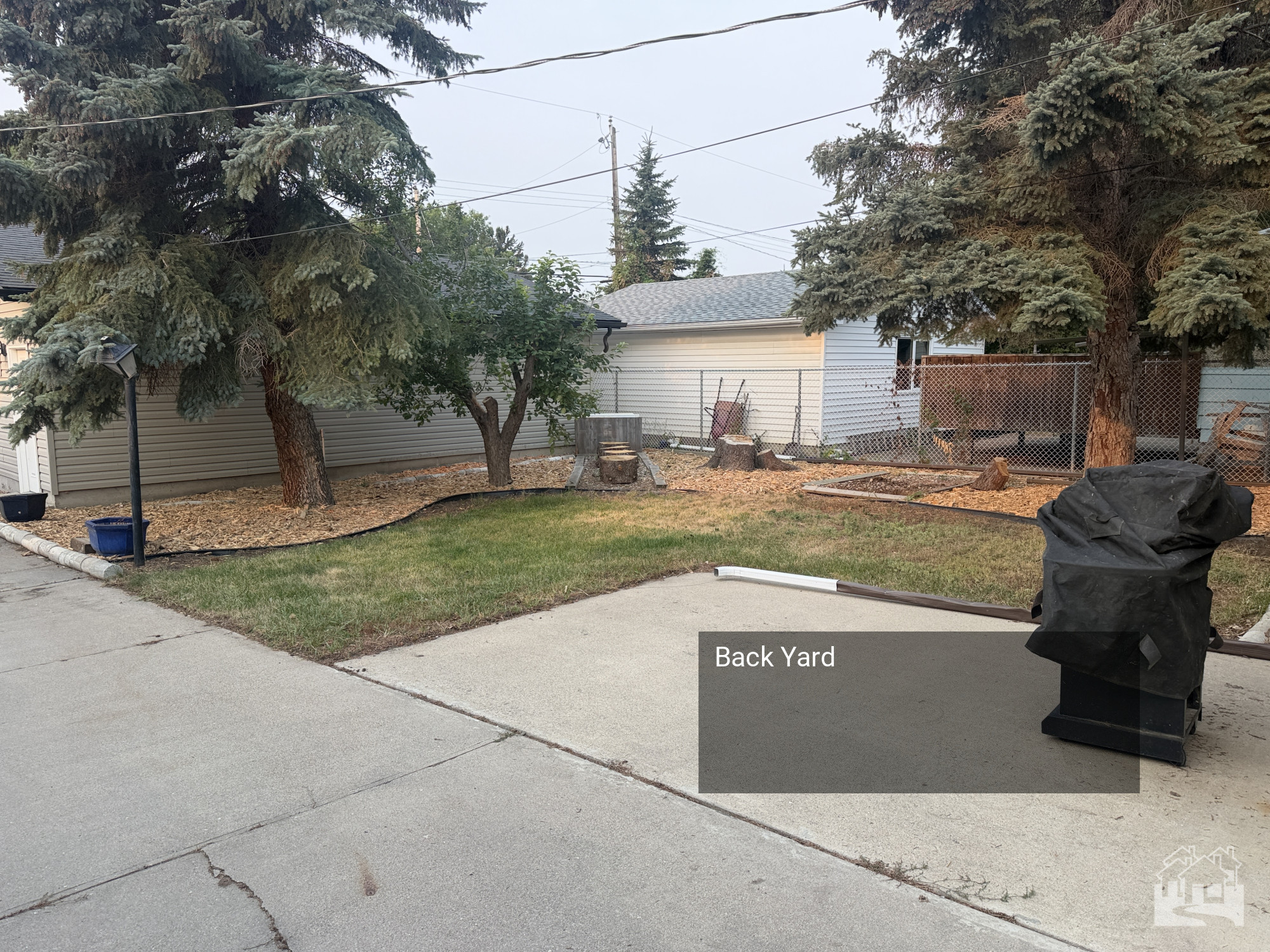 Back Yard Key Image