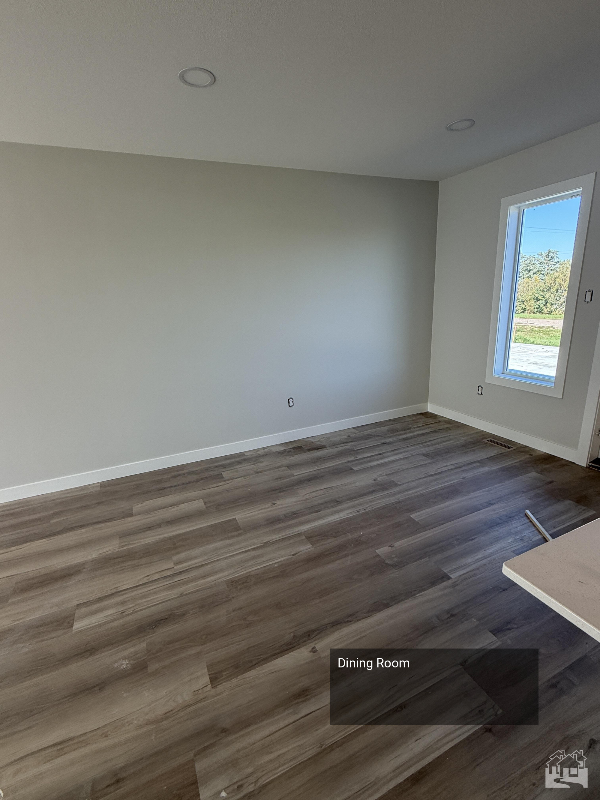 Dining Room Key Image