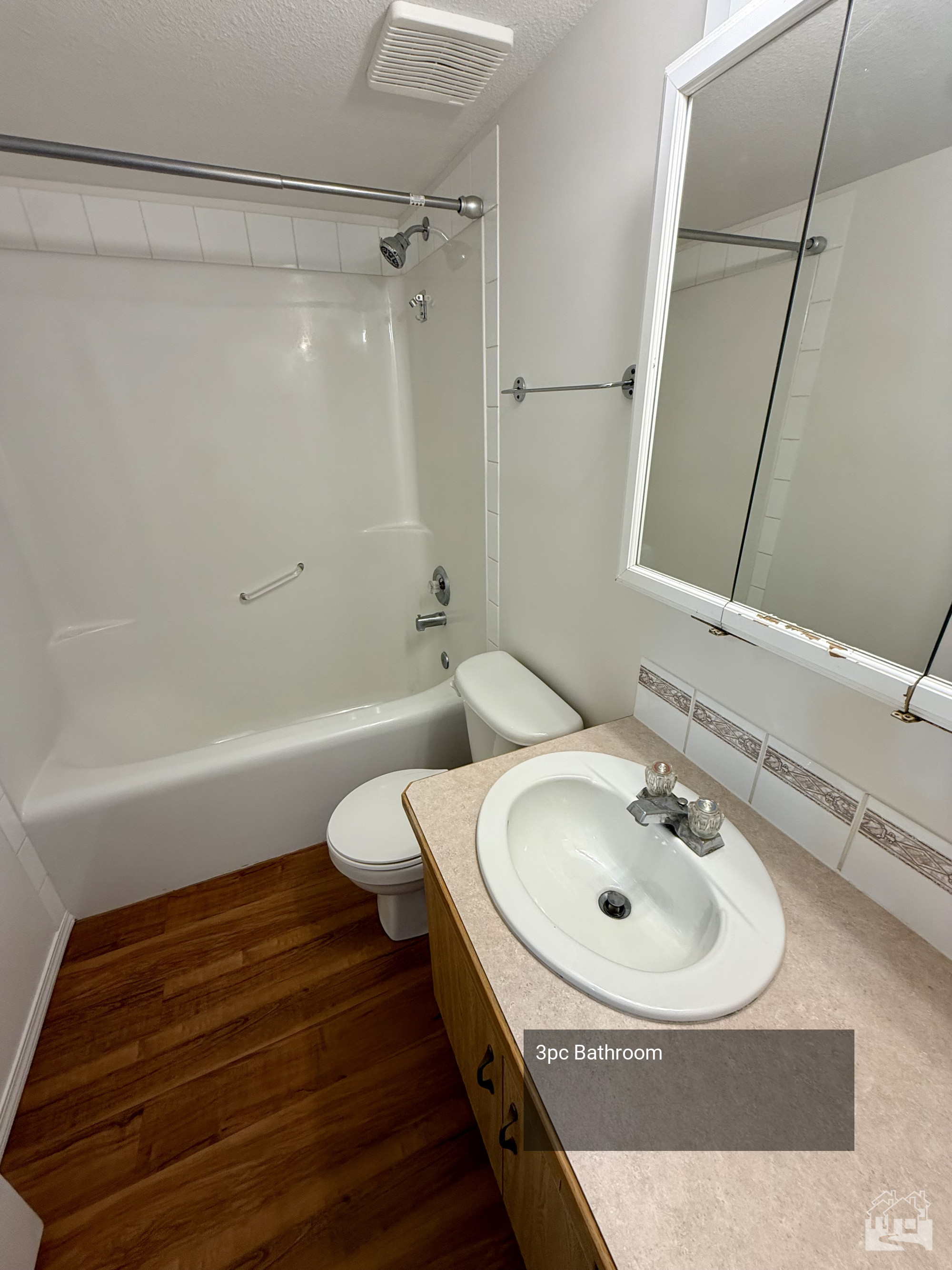 3pc Bathroom Key Image
