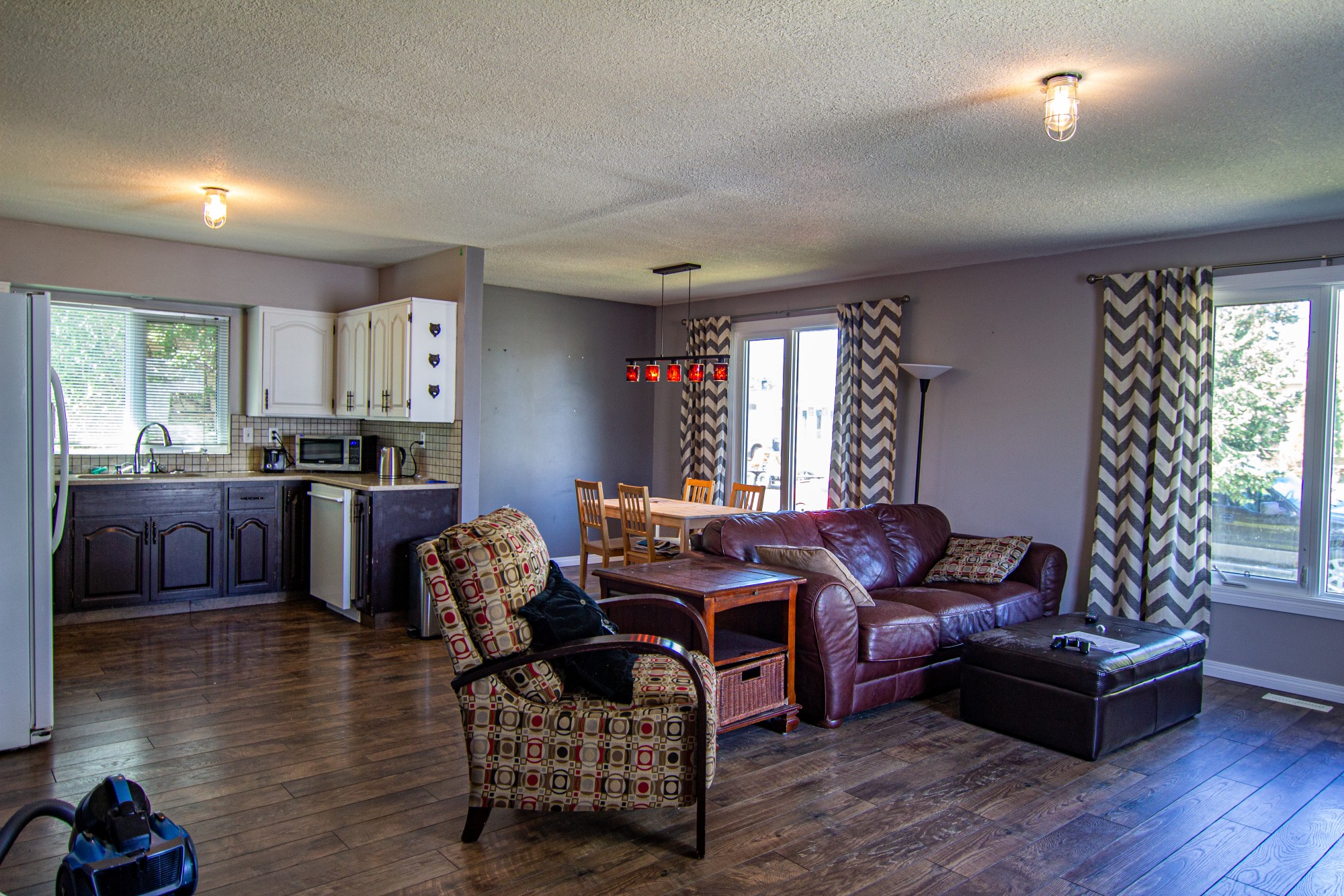 Living Room Key Image