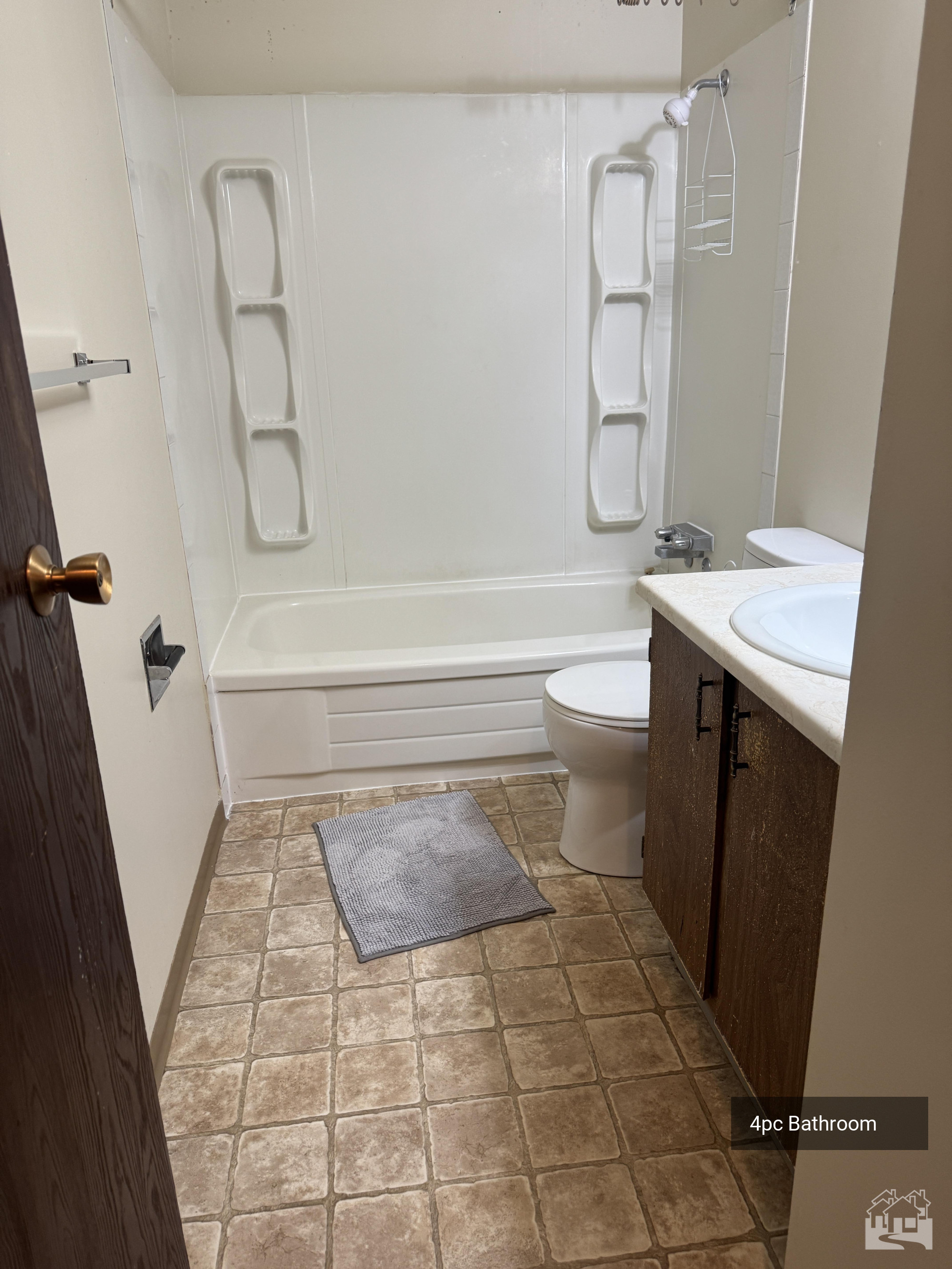 4pc Bathroom Key Image