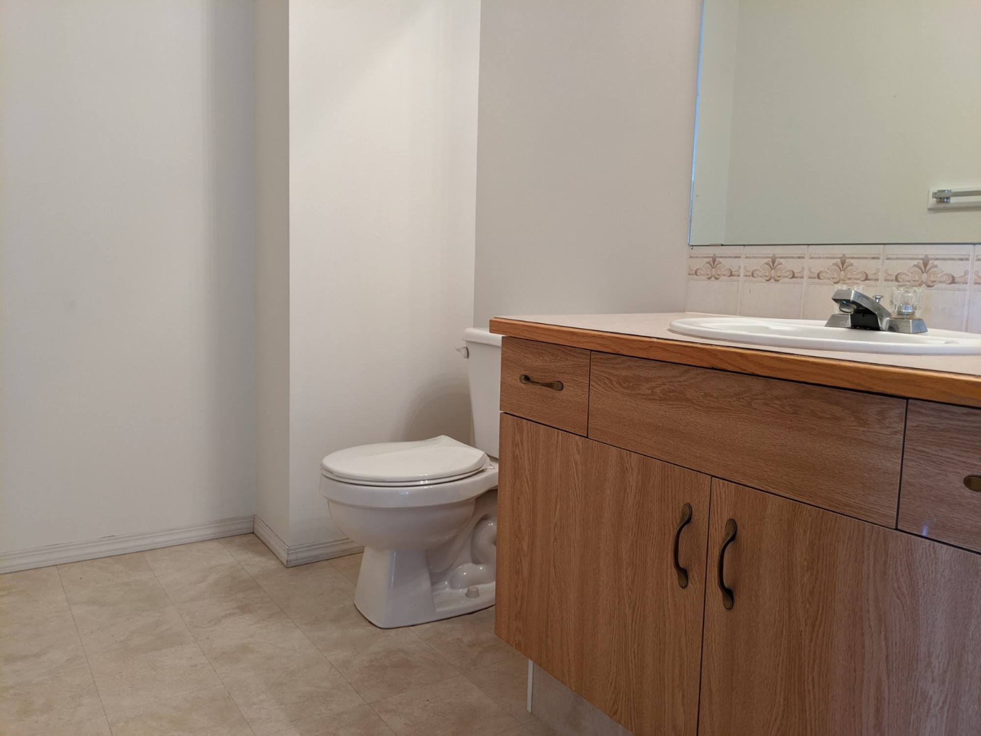 Guest Bathroom Key Image