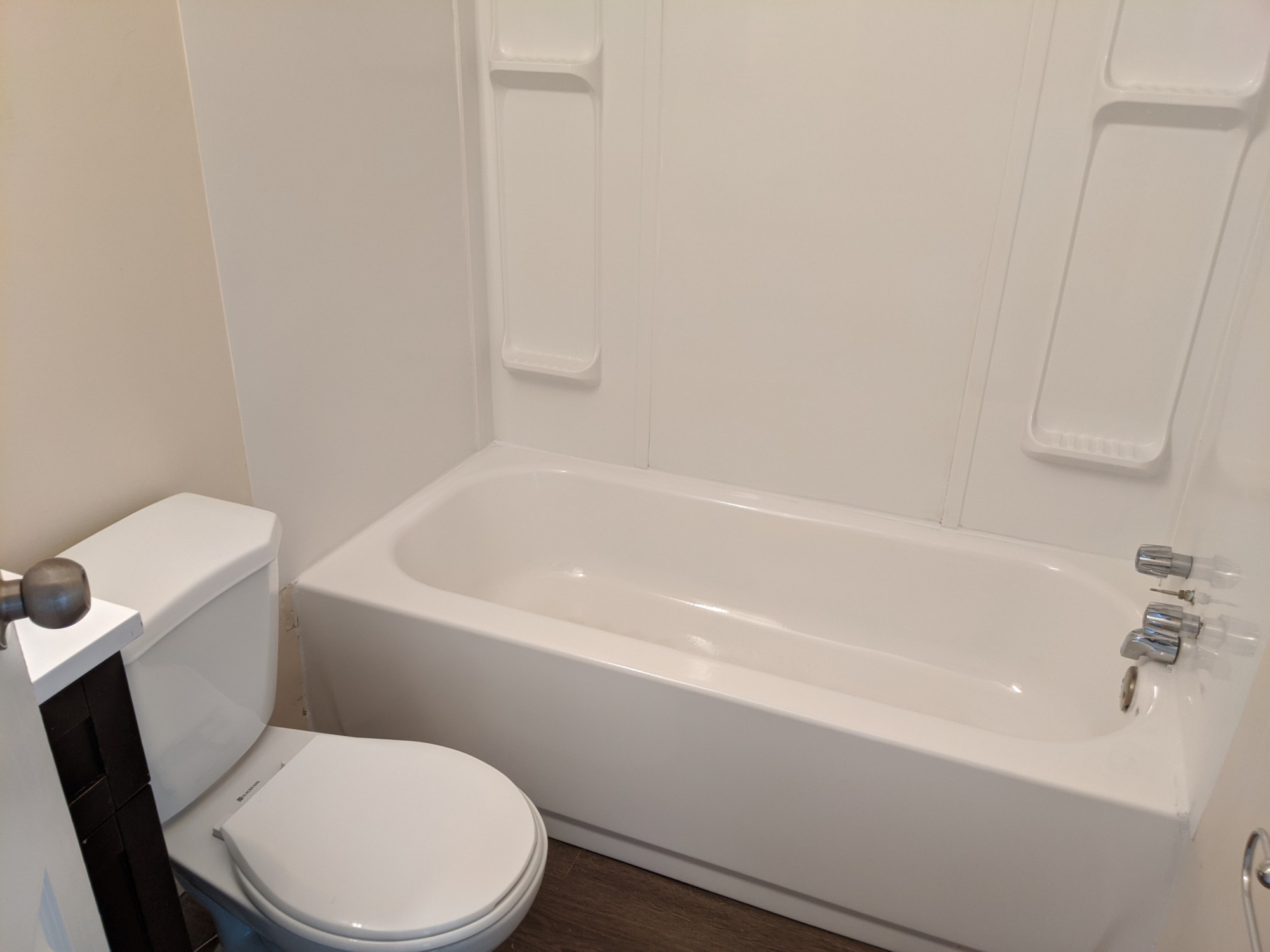 4pc Bathroom Key Image