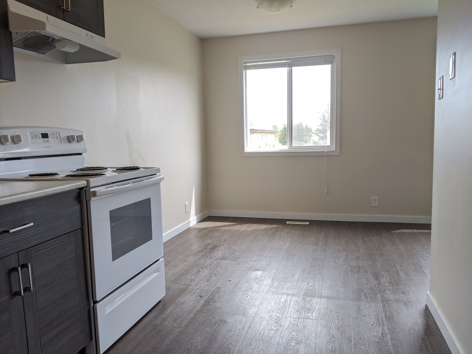 Dining Room Key Image