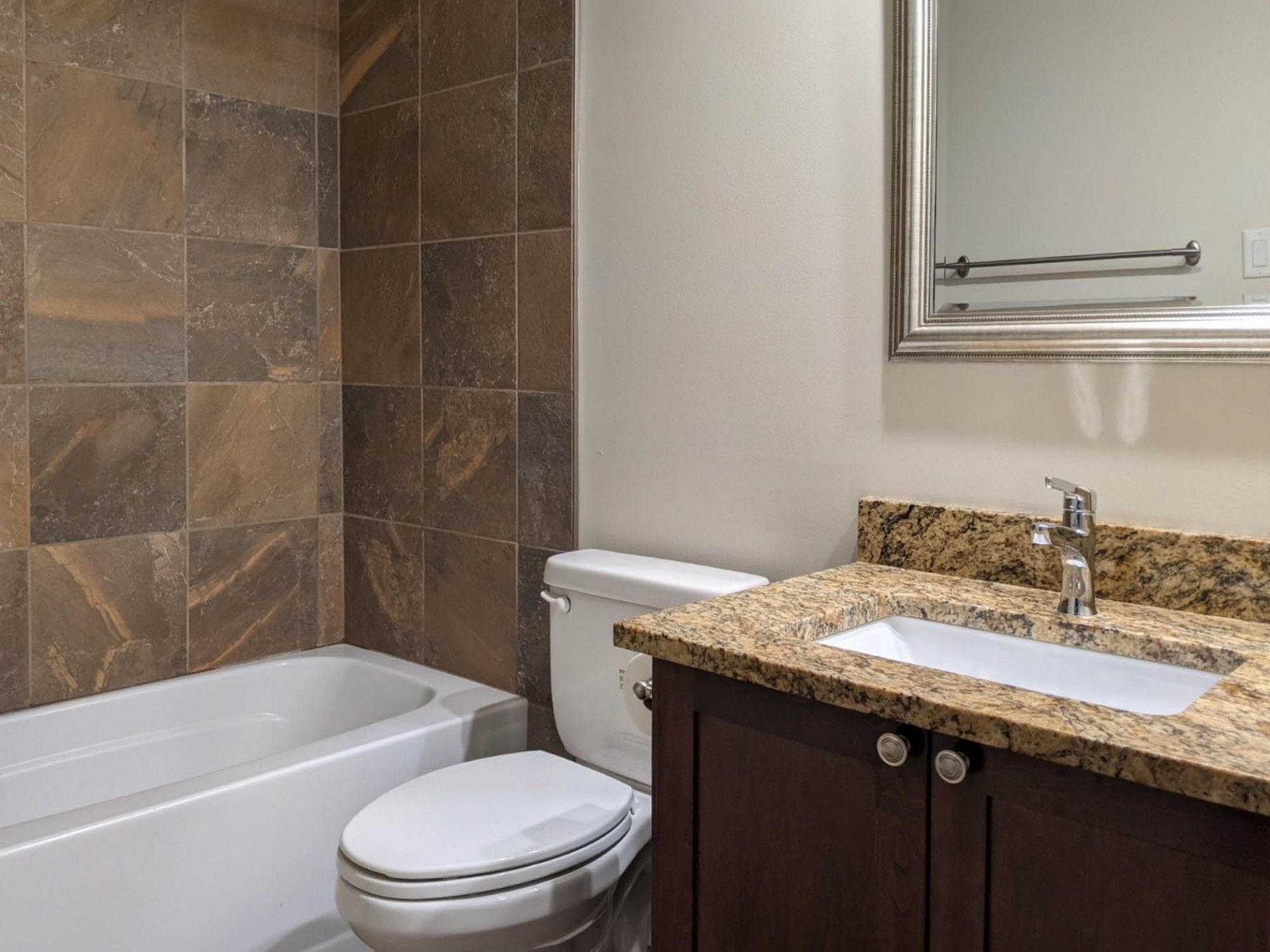 4pc Bathroom Key Image