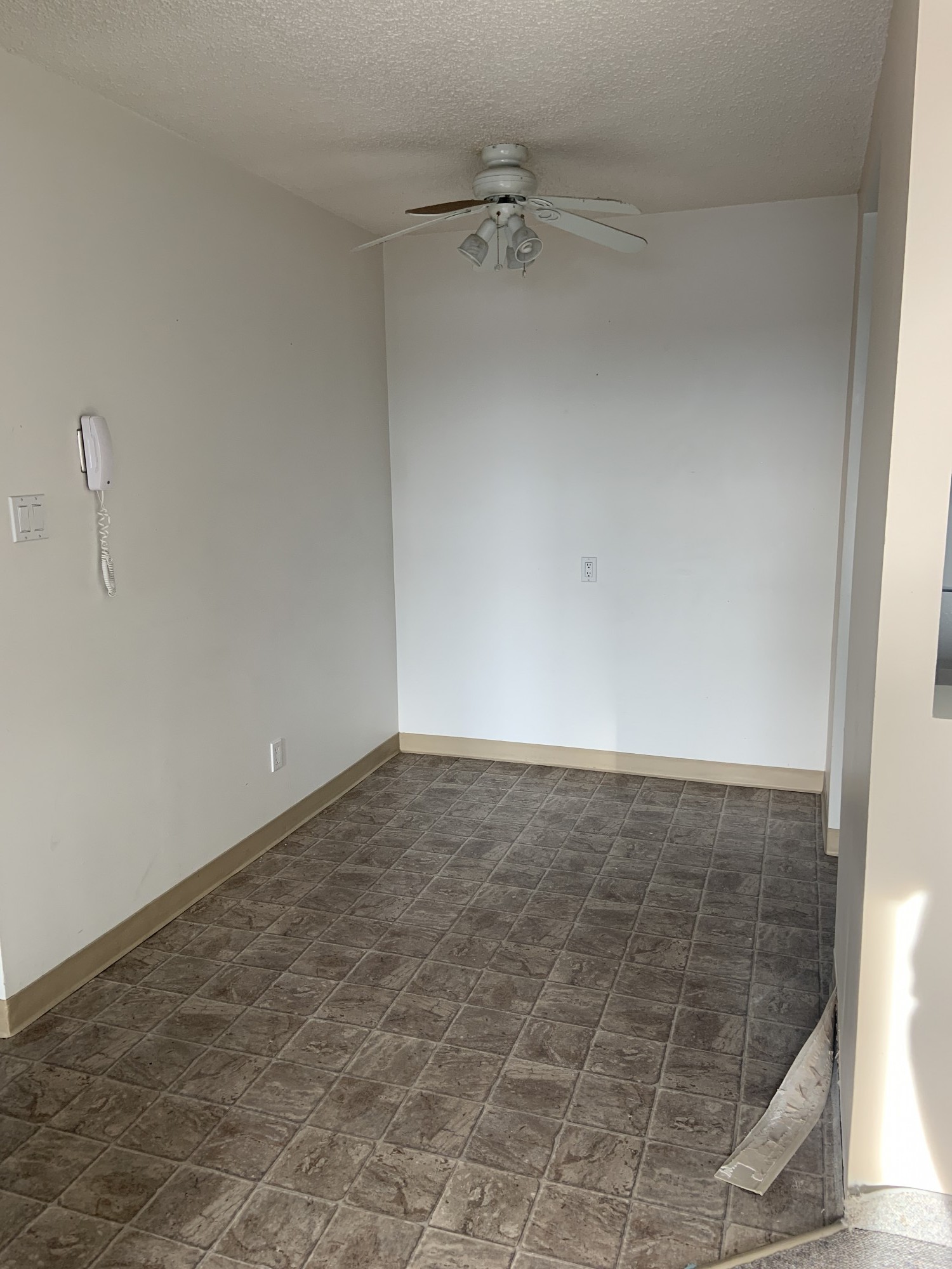 Dining Room Key Image