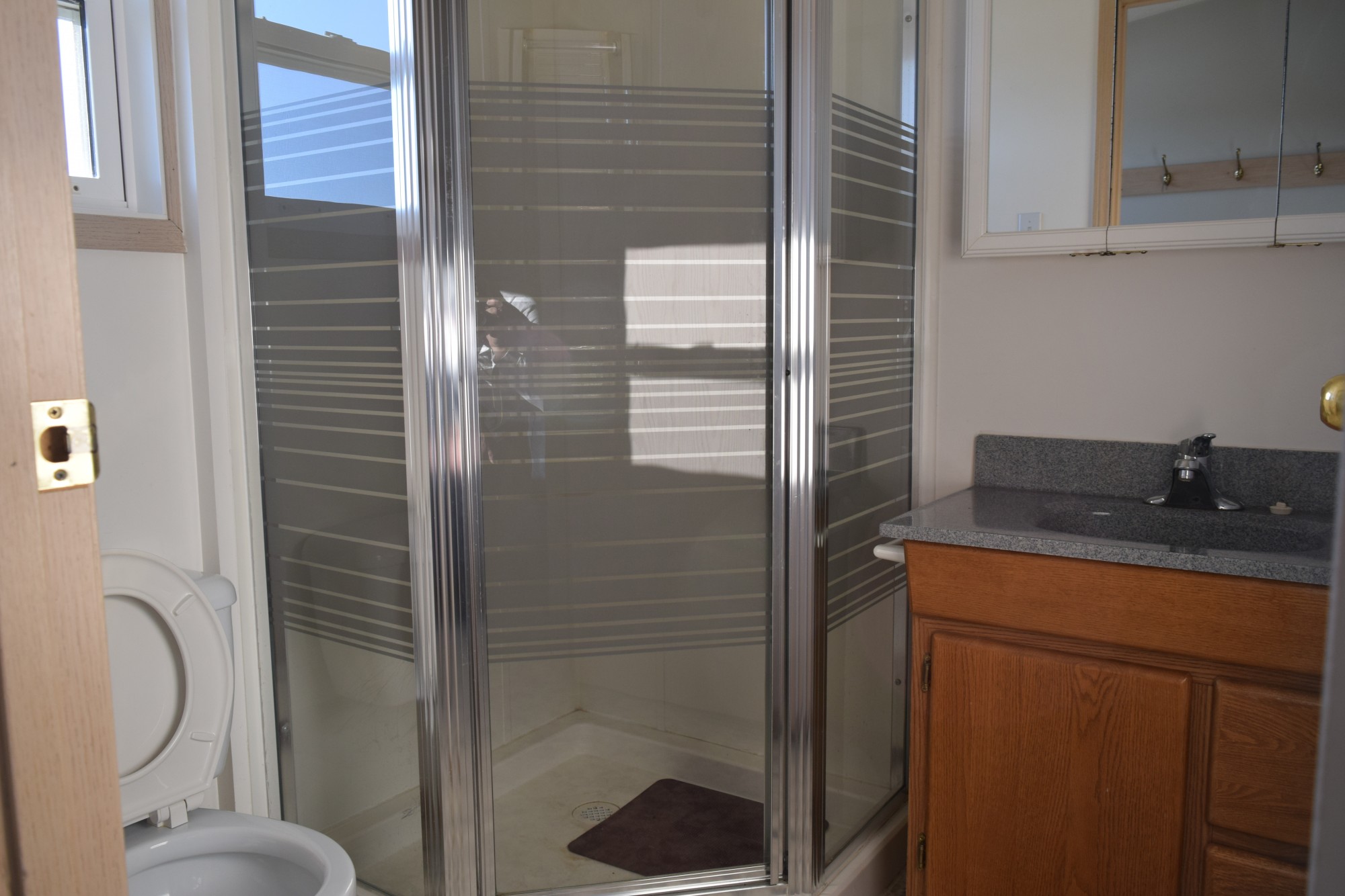 3pc Bathroom Key Image