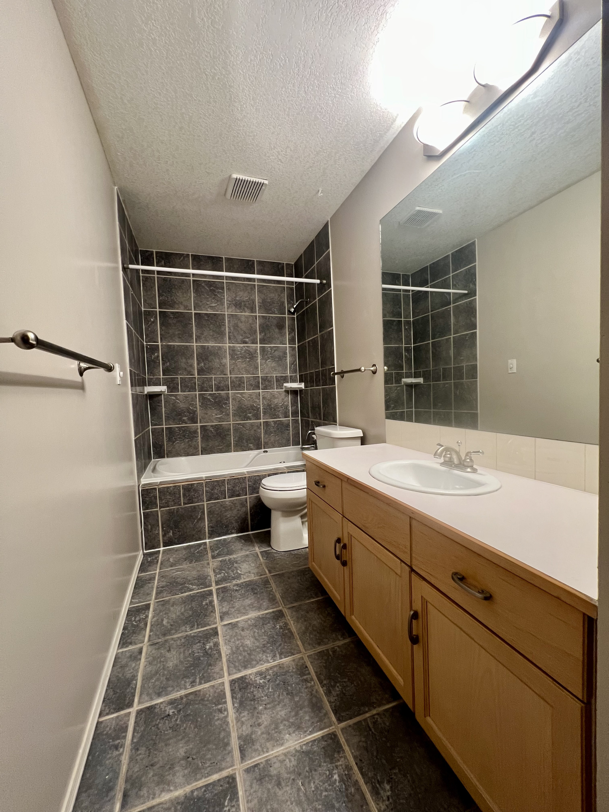 4pc Bathroom Key Image