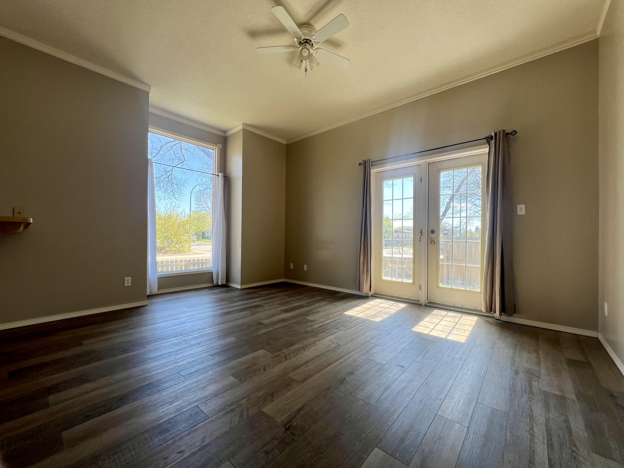 Living Room Key Image