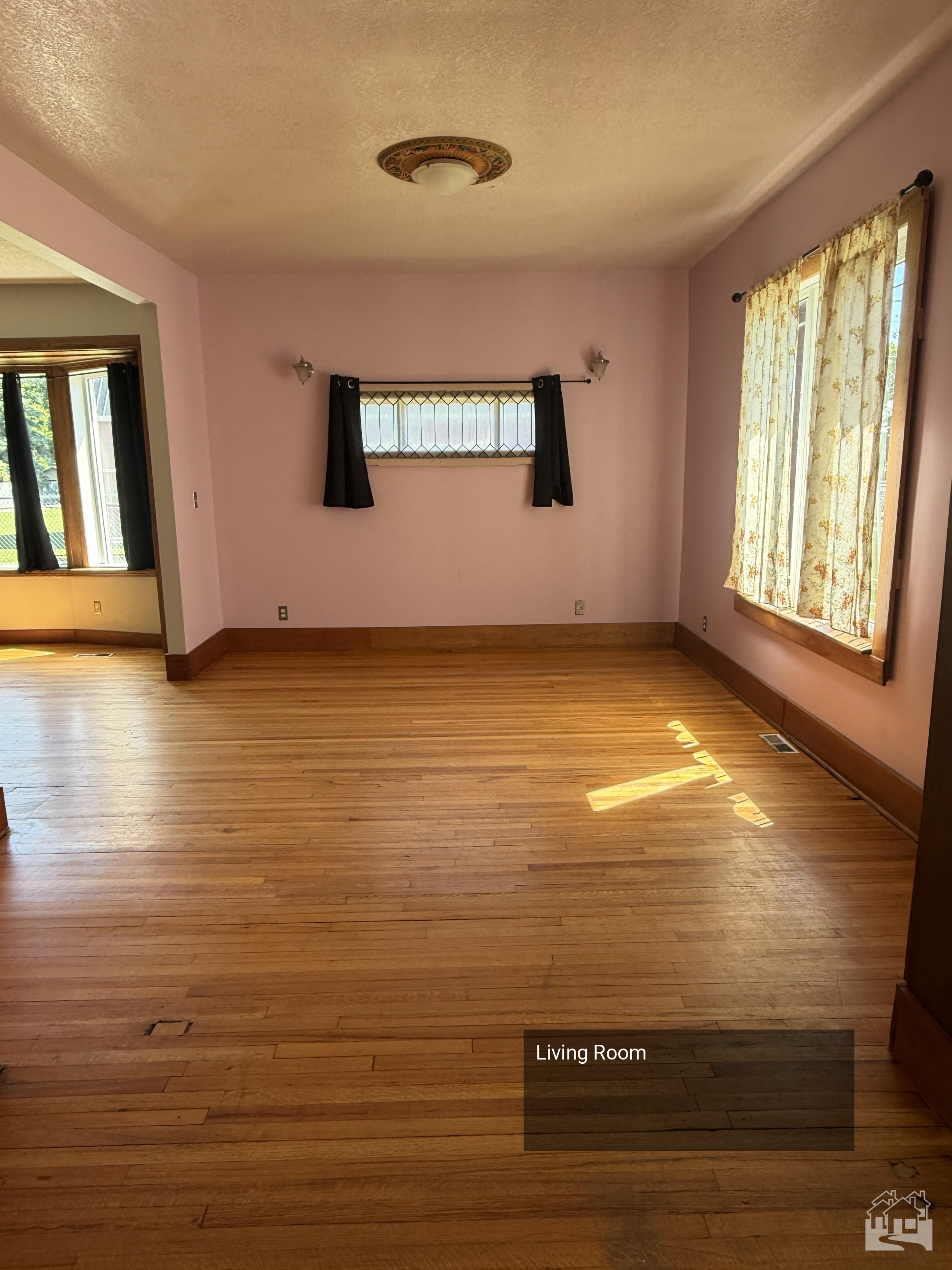 Living Room Key Image