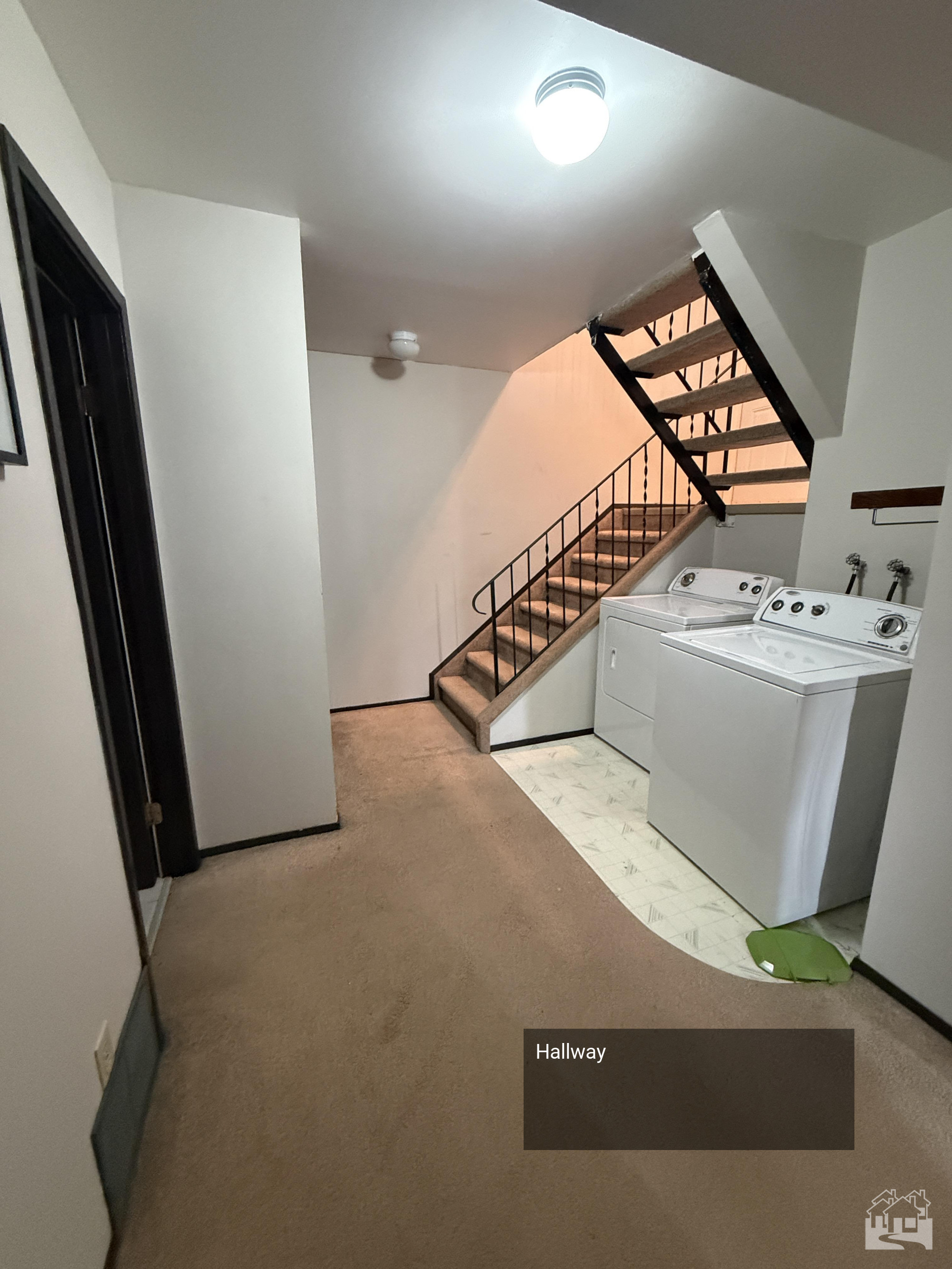 Hallway Key Image