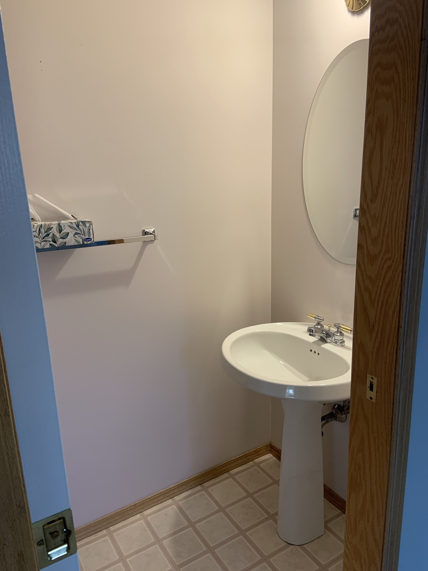2pc Bathroom Key Image