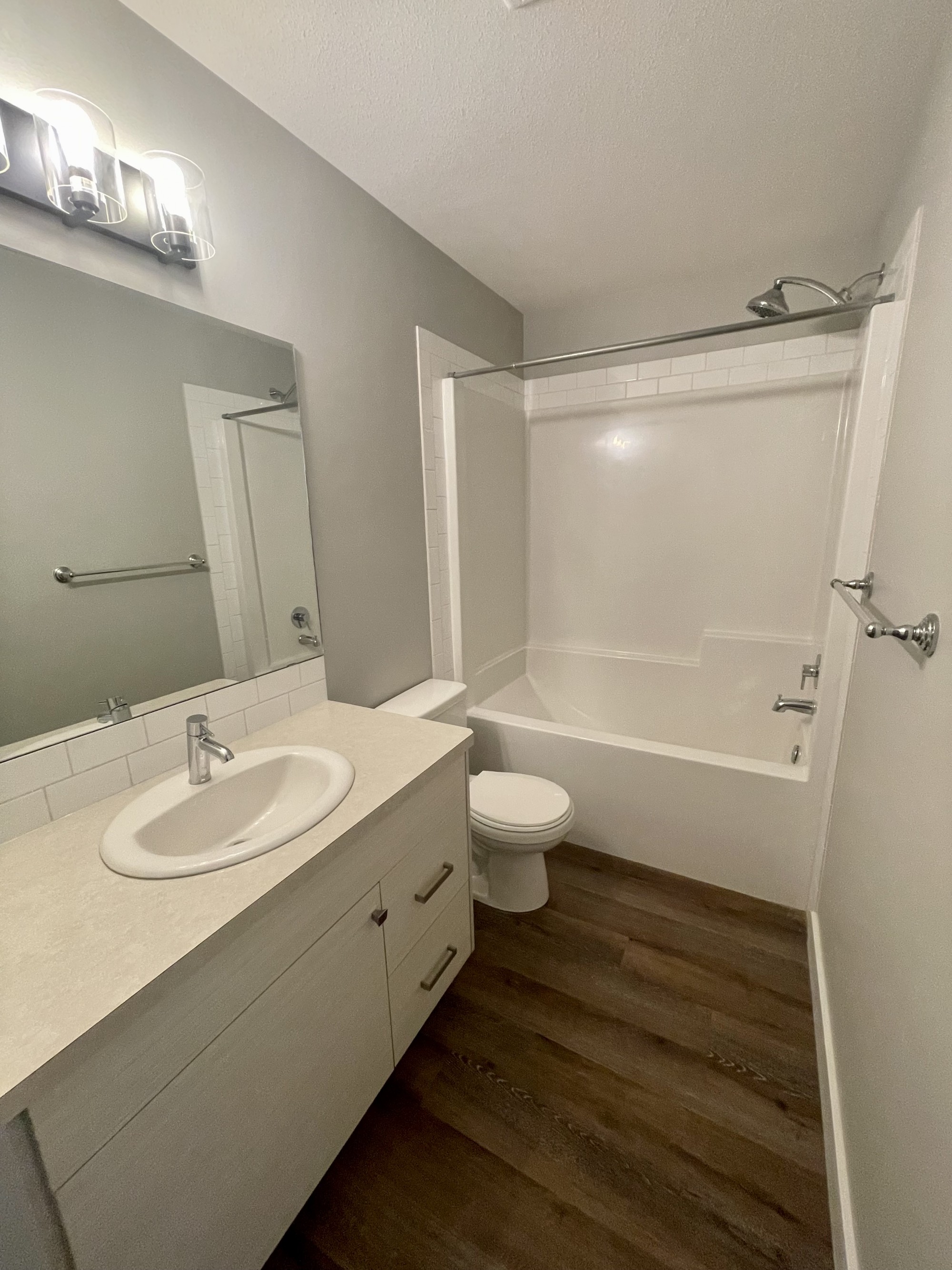 4pc Bathroom Key Image