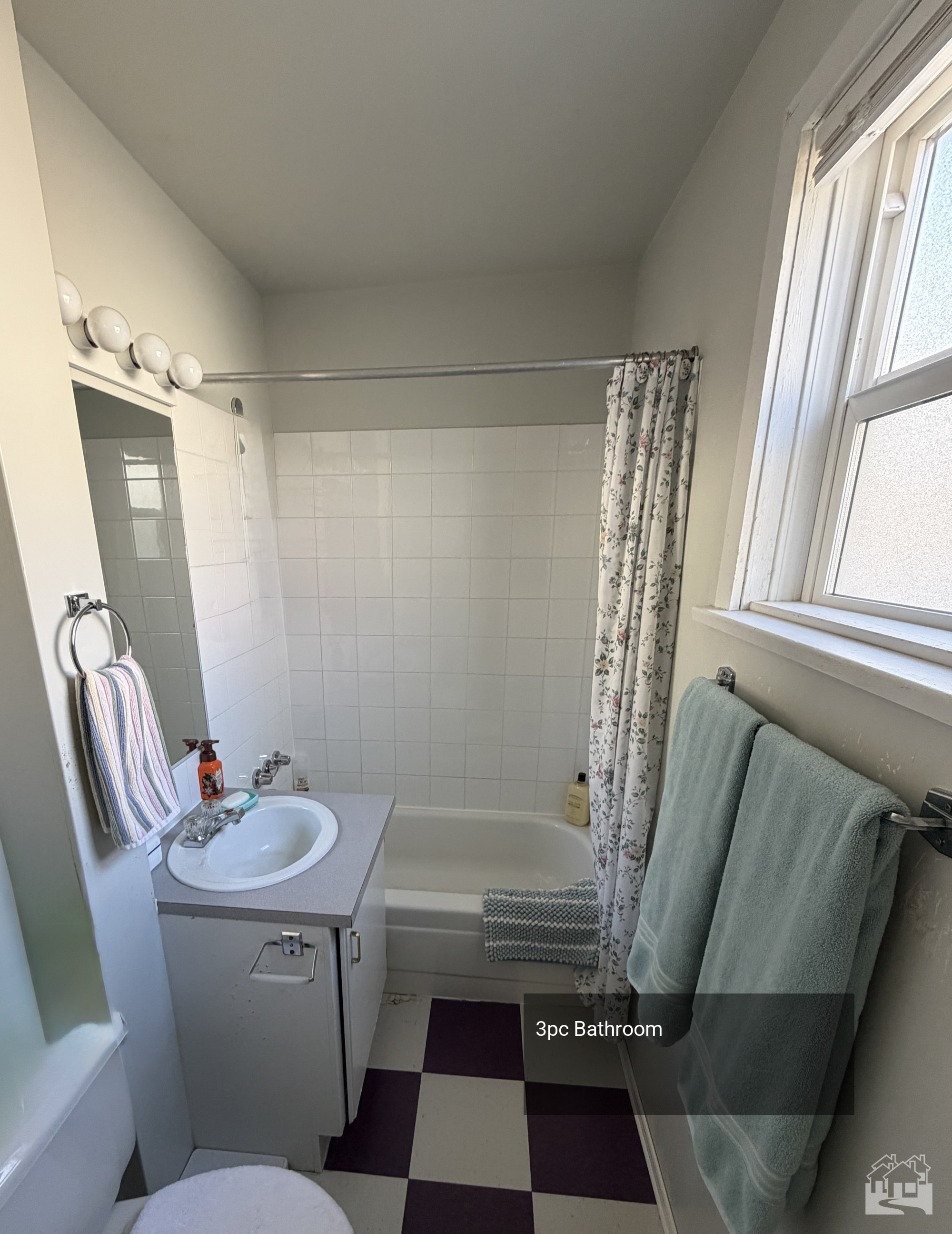 3pc Bathroom Key Image