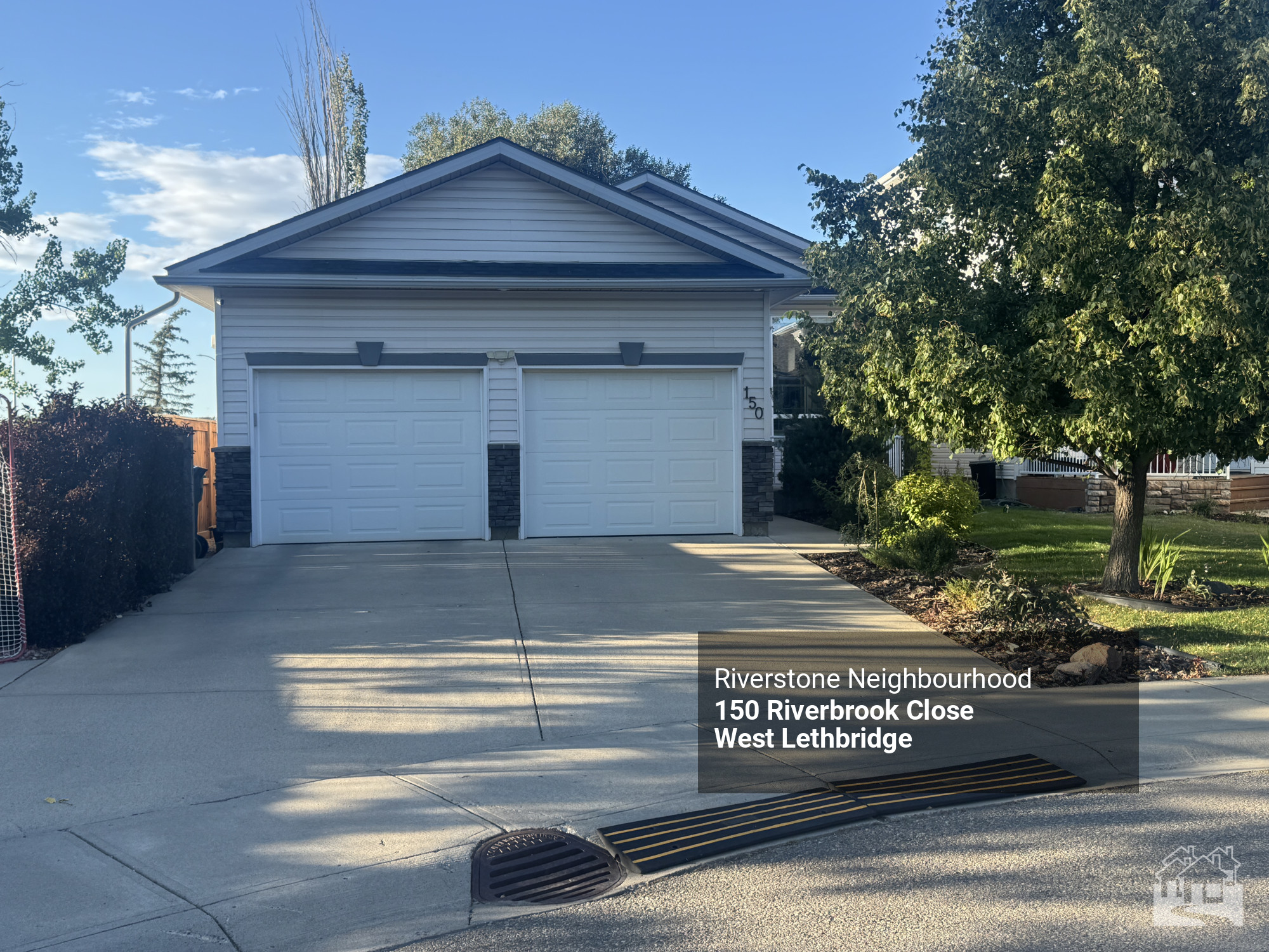 150 Riverbrook Close West Lethbridge Key Image