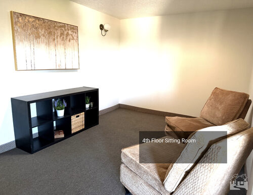4th Floor Sitting Room 